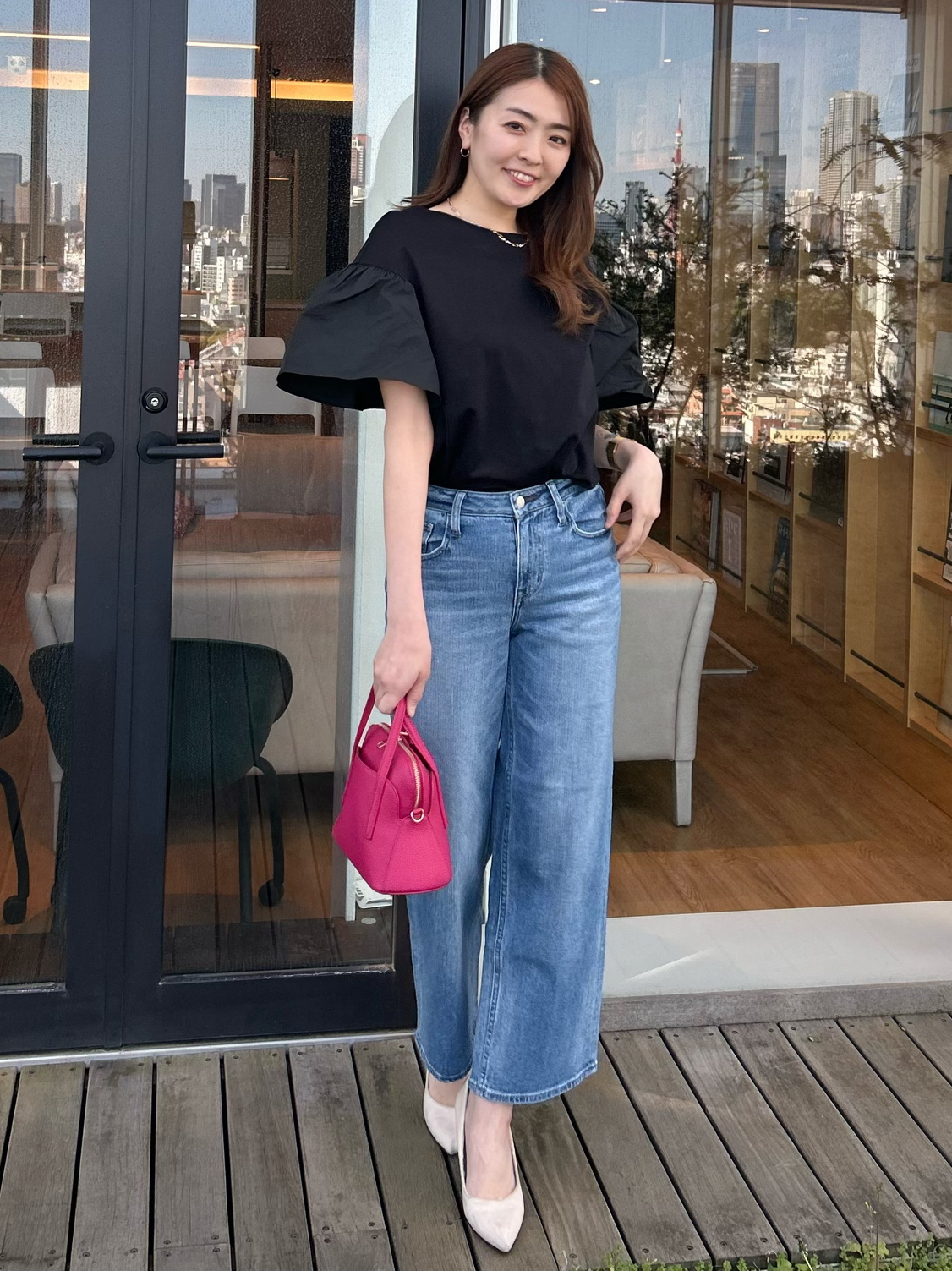 hayaseさんの「COUP DE CHANCE｜【手洗い可／日本製】ギャザーフレアスリーブ　プルオーバー」を使ったコーディネート