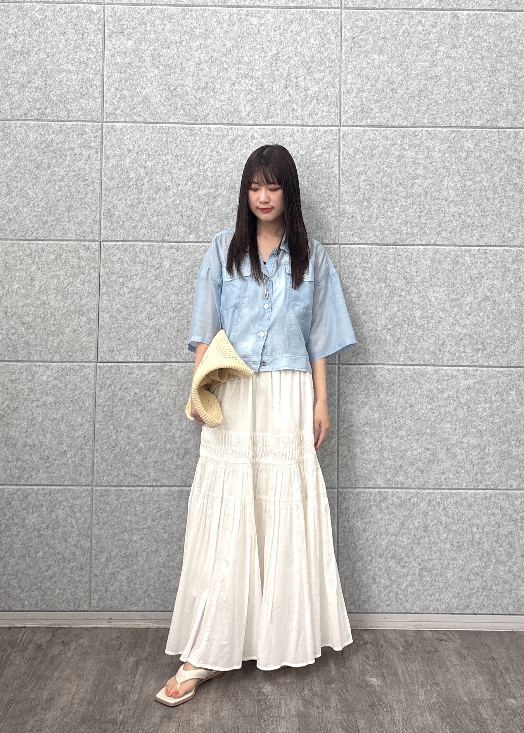 Renoさんの「INDIVI｜デニムプリントシアーシャツ【接触冷感】」を使ったコーディネート
