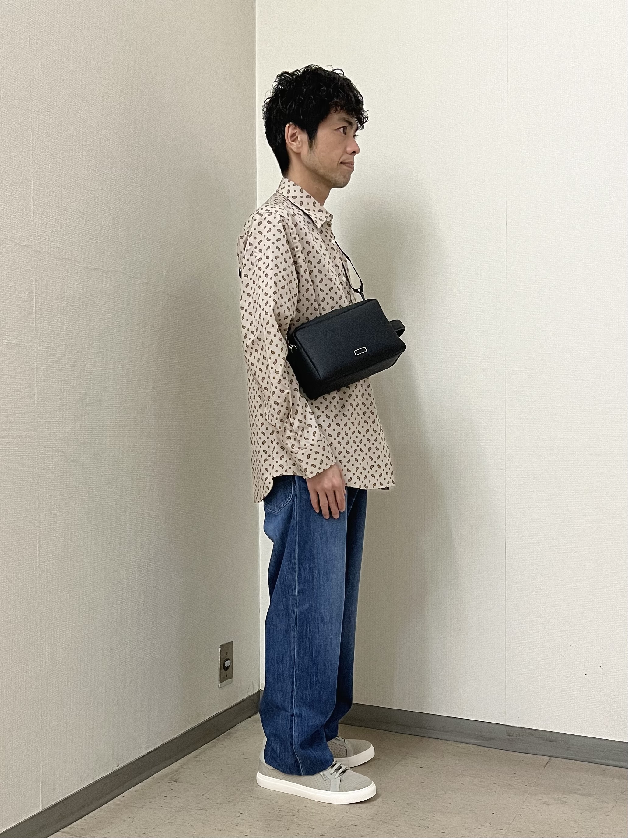 URAさんの「TAKEO KIKUCHI｜【BOWLER HAT LABEL】小紋ペイズリープリント 長袖シャツ」を使ったコーディネート