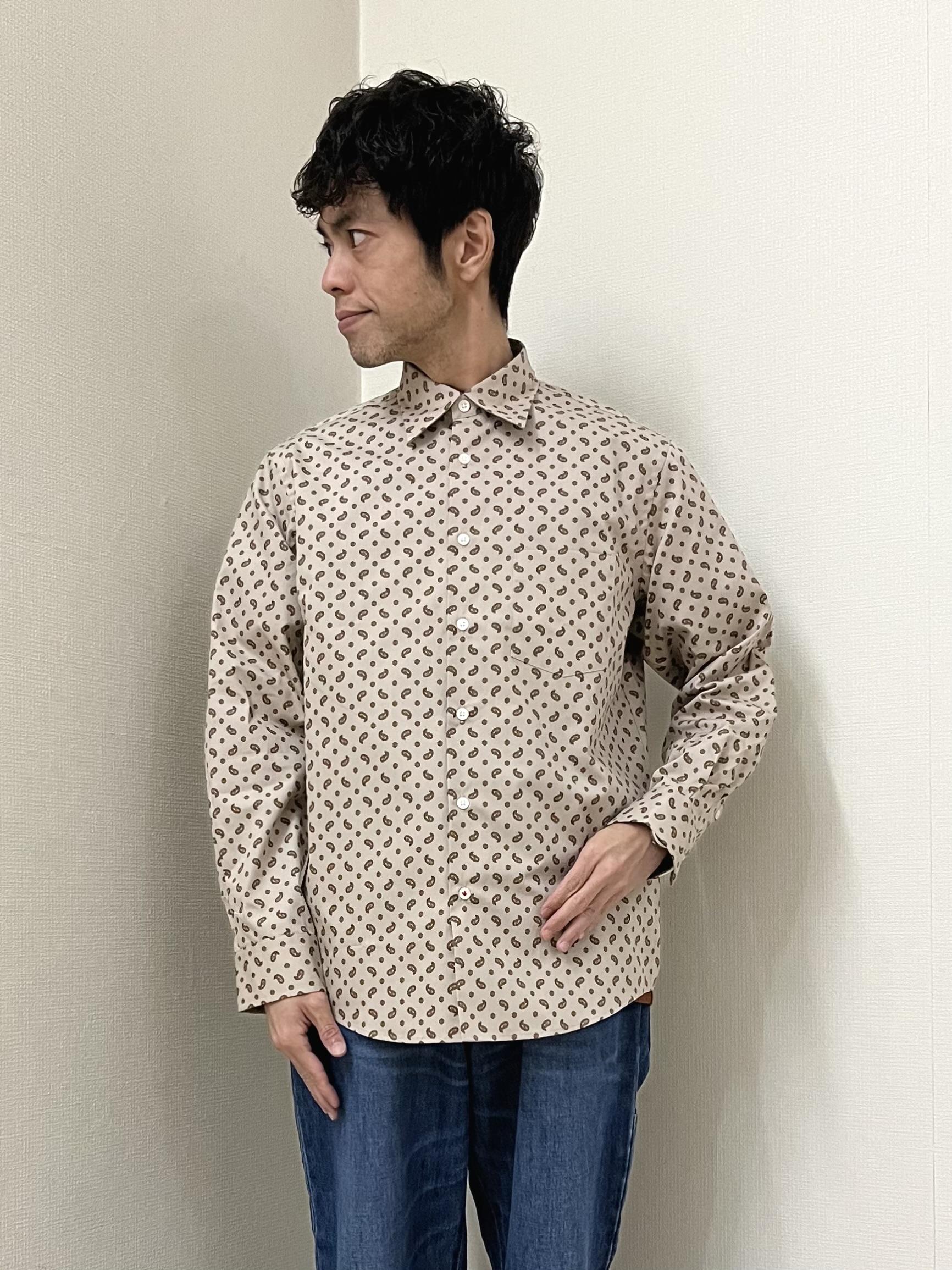 URAさんの「TAKEO KIKUCHI｜【BOWLER HAT LABEL】小紋ペイズリープリント 長袖シャツ」を使ったコーディネート