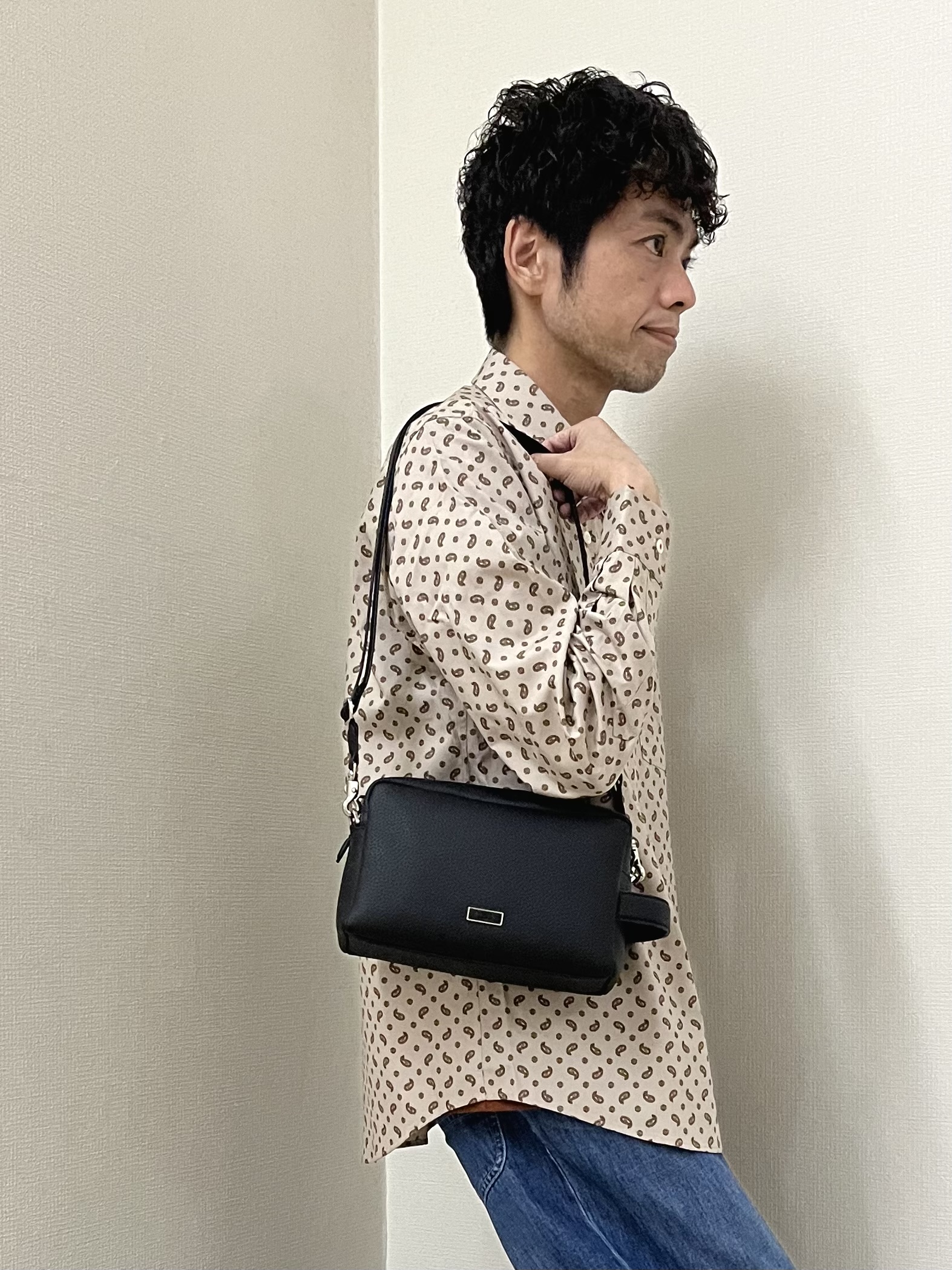 URAさんの「TAKEO KIKUCHI｜【BOWLER HAT LABEL】小紋ペイズリープリント 長袖シャツ」を使ったコーディネート