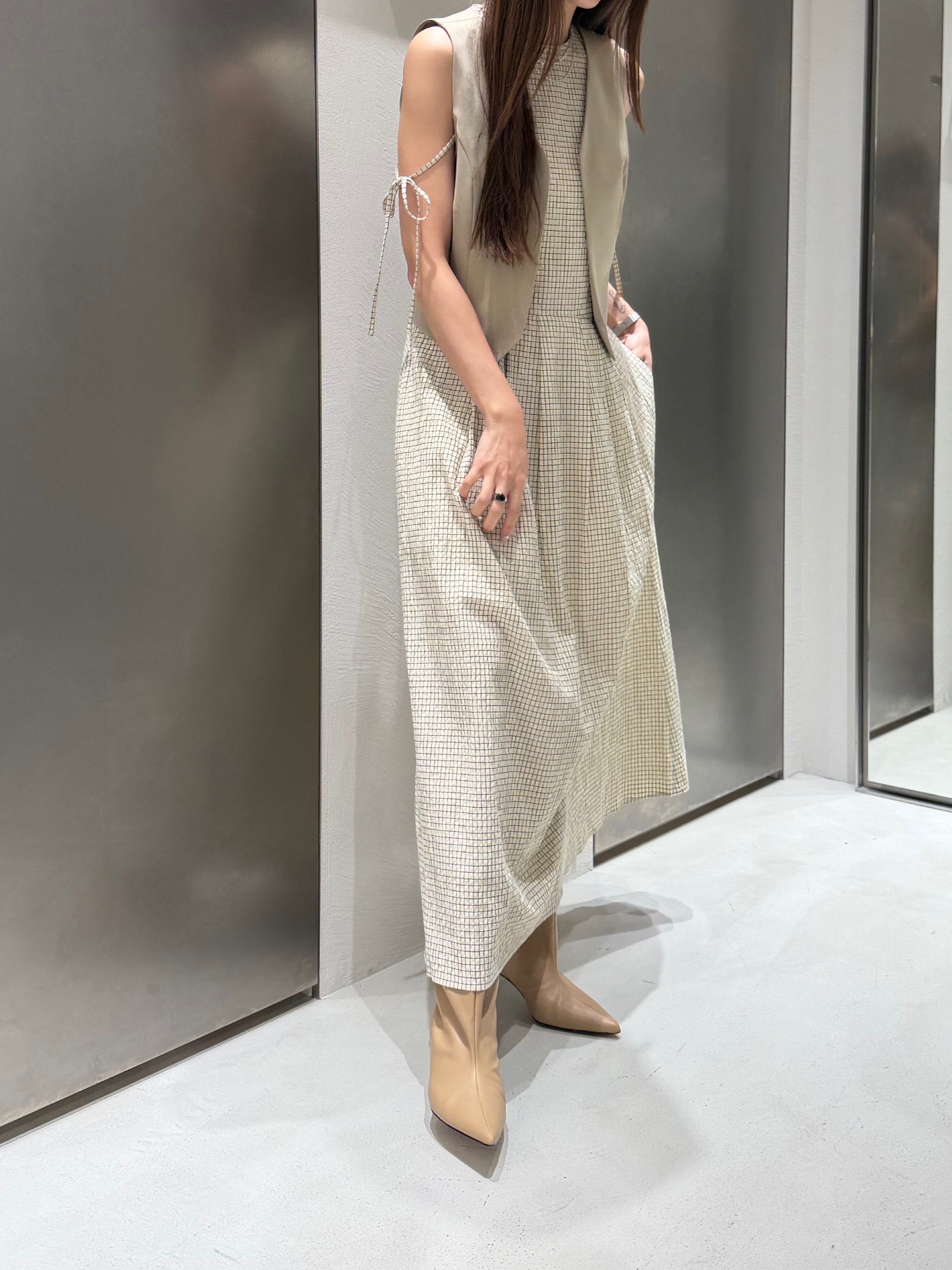 kanamiさんの「CODE A｜shoulder ribbon dress」を使ったコーディネート
