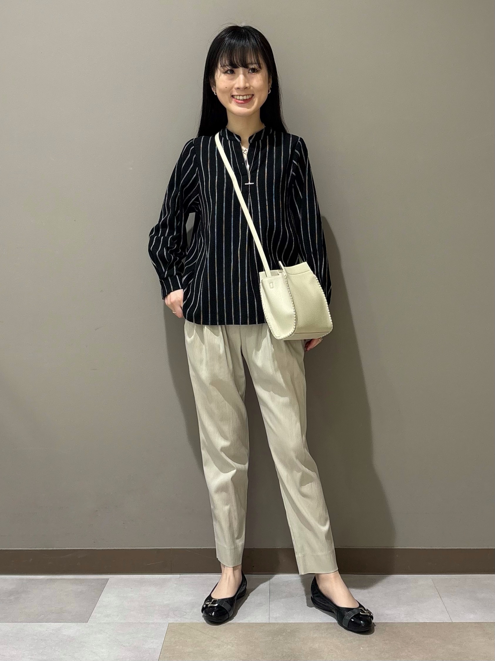 KEIKOさんの「INDIVI｜【UVケア】着流しミドル丈カーディガンジャージ」を使ったコーディネート