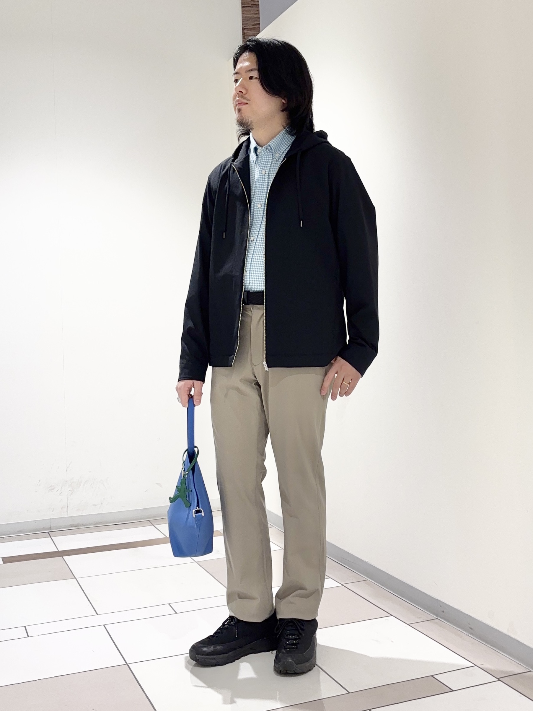 及川さんの「TAKEO KIKUCHI｜【撥水・洗える・シワになりにくい】 リランチェ（R） フードブルゾン」を使ったコーディネート