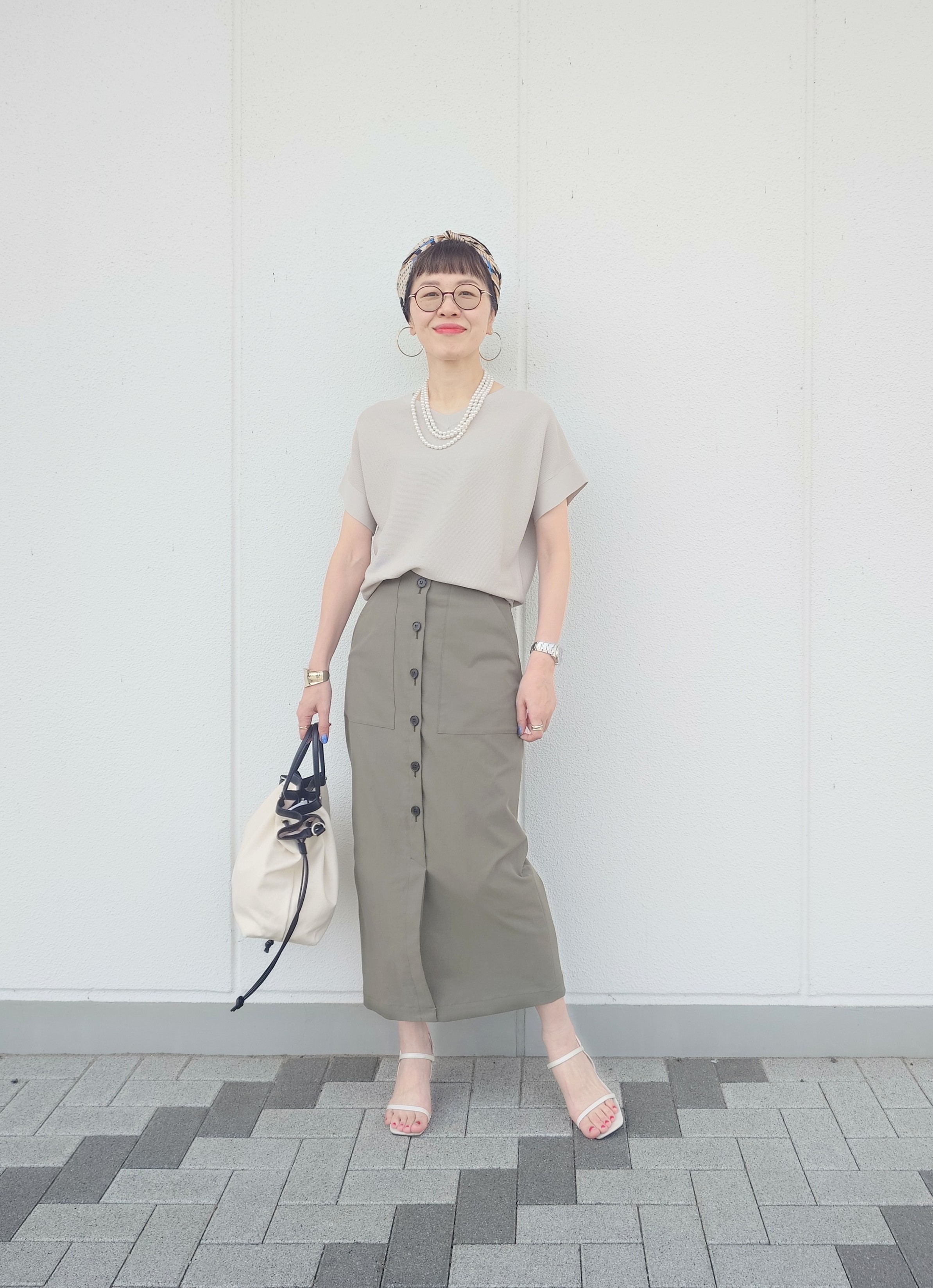 MUTSUKOさんの「UNTITLED｜【11色展開/体型カバー】前後2WAYフレンチスリーブニット」を使ったコーディネート