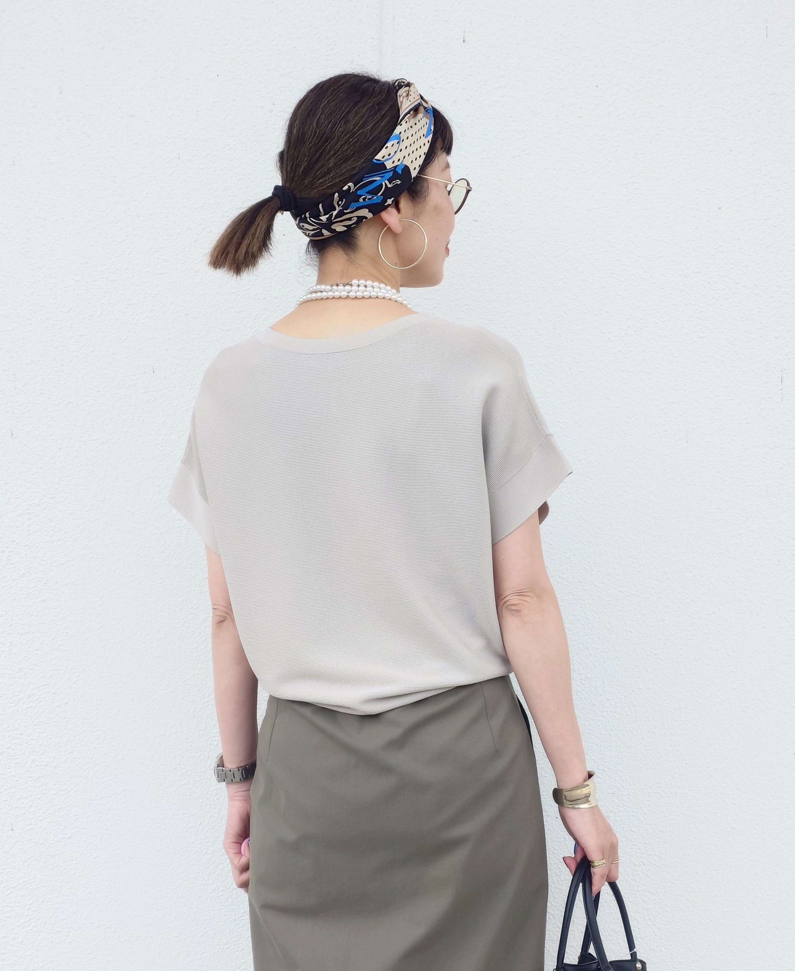 MUTSUKOさんの「UNTITLED｜【11色展開/体型カバー】前後2WAYフレンチスリーブニット」を使ったコーディネート
