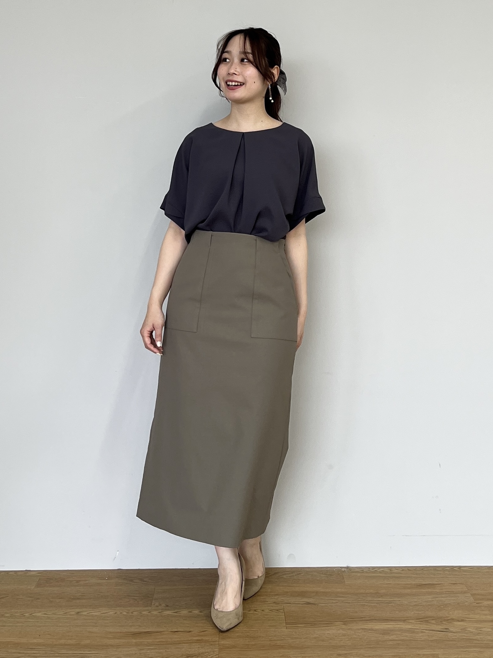 Saekoさんの「UNTITLED｜【前後2WAY/はっ水/セットアップ可】リラクシーフレンチスリーブブラウス」を使ったコーディネート