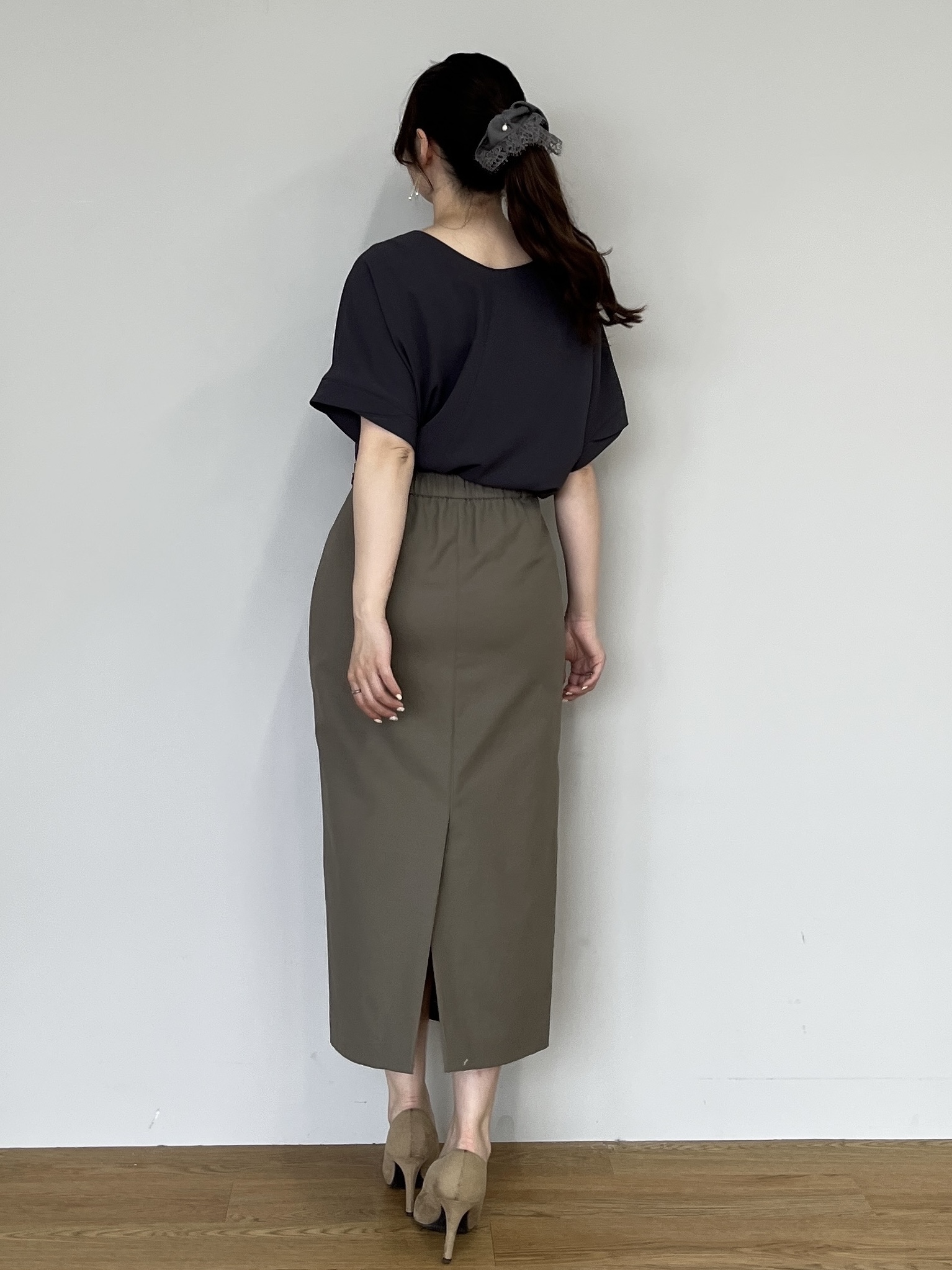Saekoさんの「UNTITLED｜【前後2WAY/はっ水/セットアップ可】リラクシーフレンチスリーブブラウス」を使ったコーディネート