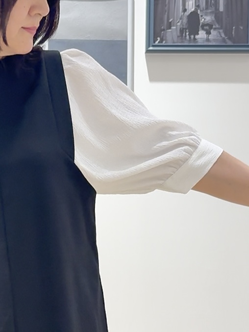 Lilyさんの「grove｜高評価！【体型カバー/洗える】袖布帛ポンチワンピース」を使ったコーディネート