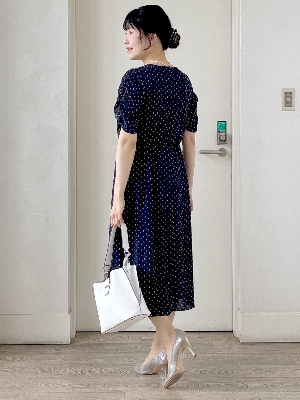  beni_gingerさんの「Reflect｜小紋柄ジョーゼットワンピース」を使ったコーディネート