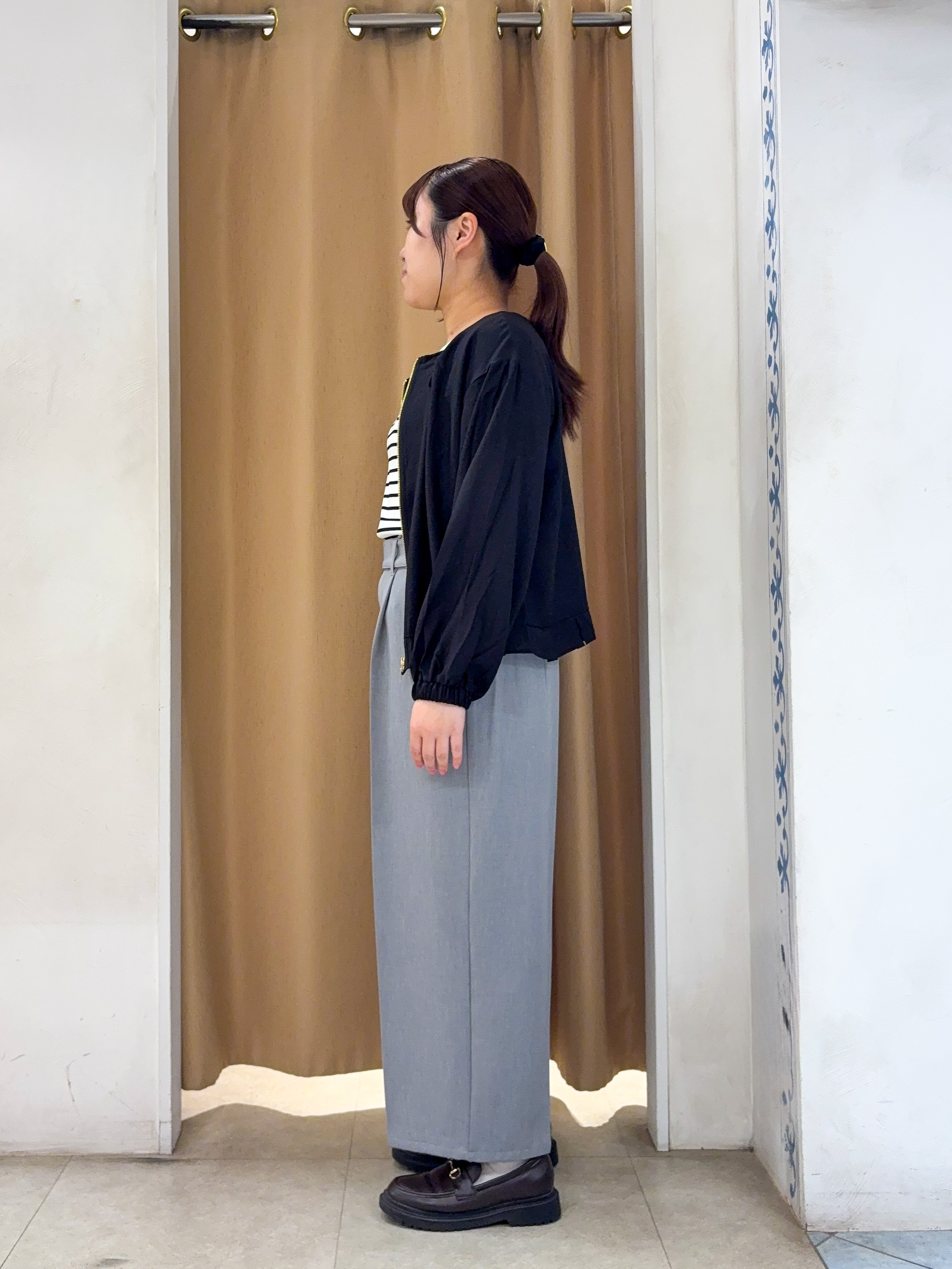 SO(R)Aさんの「SHOO･LA･RUE｜【洗濯機可/UV/S-LL】程よい透け感 ノーカラーシアーブルゾン」を使ったコーディネート