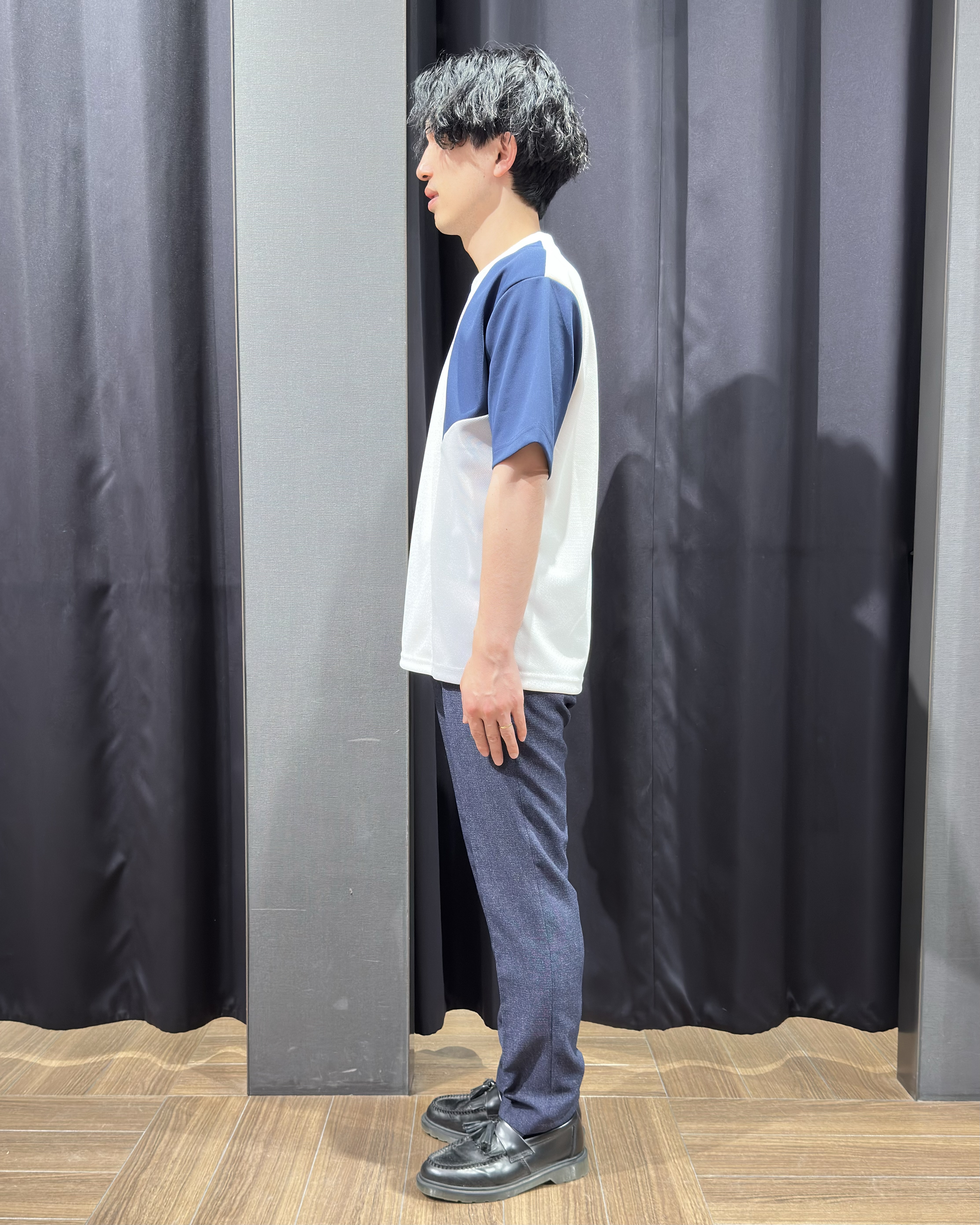 tomoyaさんの「THE SHOP TK｜【一枚で着映える】パターンブロッキング 半袖Tシャツ 洗濯機OK」を使ったコーディネート