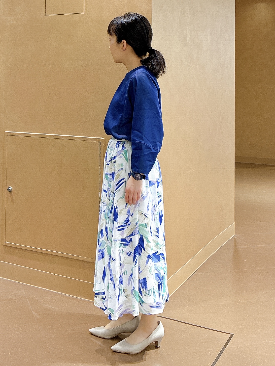 hattoriさんの「INDIVI｜【洗える／UVケア／SETUP可能】デニムライク ランタン袖ブラウス」を使ったコーディネート