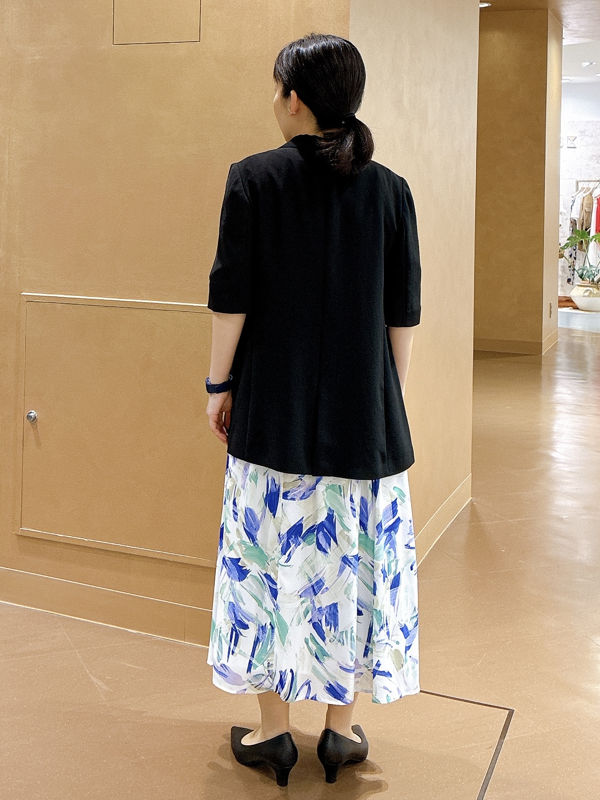 hattoriさんの「INDIVI｜【着る日傘】ハーフスリーブダブルジャケット」を使ったコーディネート