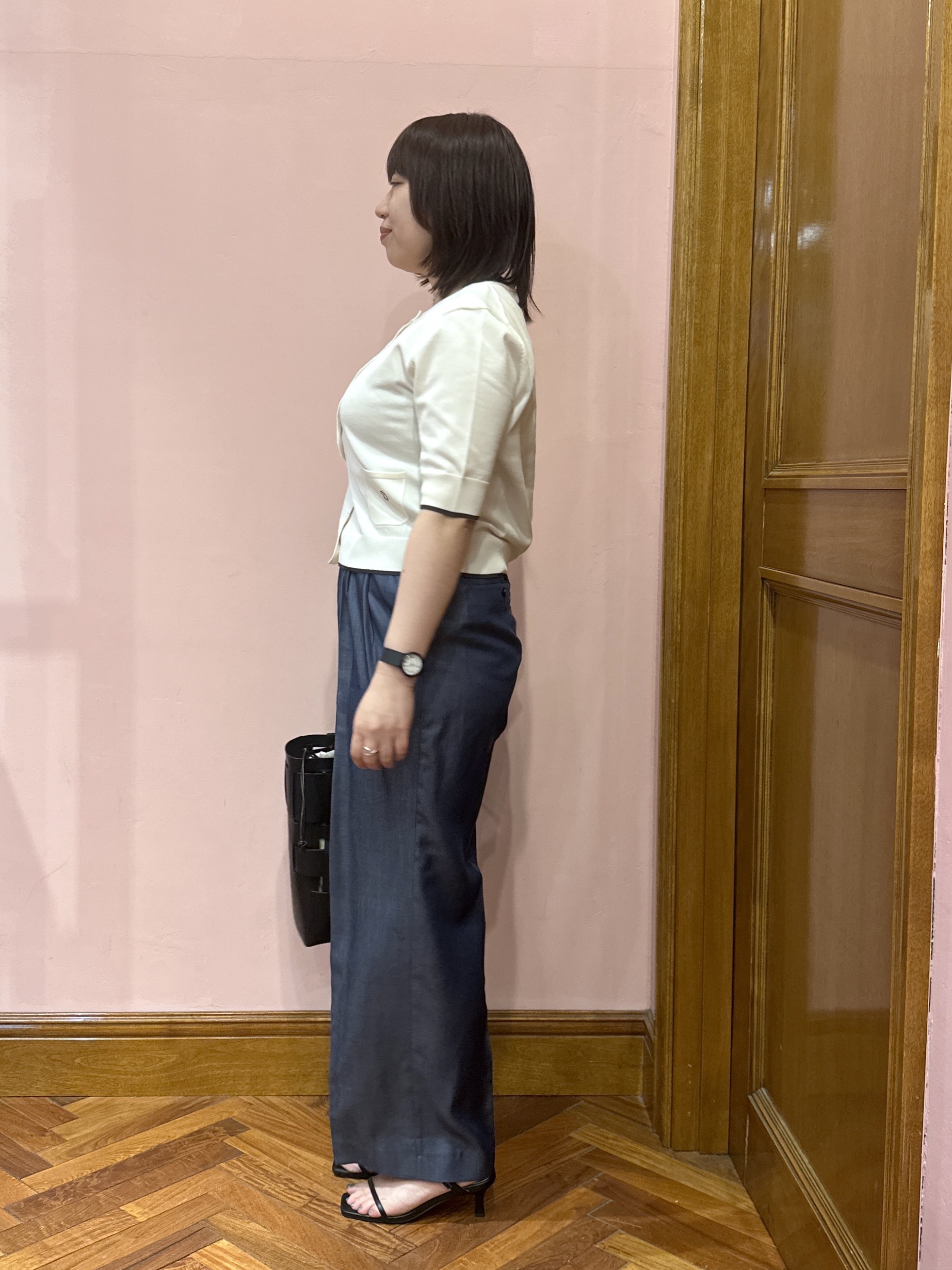 komatsuさんの「DRESSTERIOR｜【UVカット/ウォッシャブル】クールタッチ ニットカーディガン」を使ったコーディネート