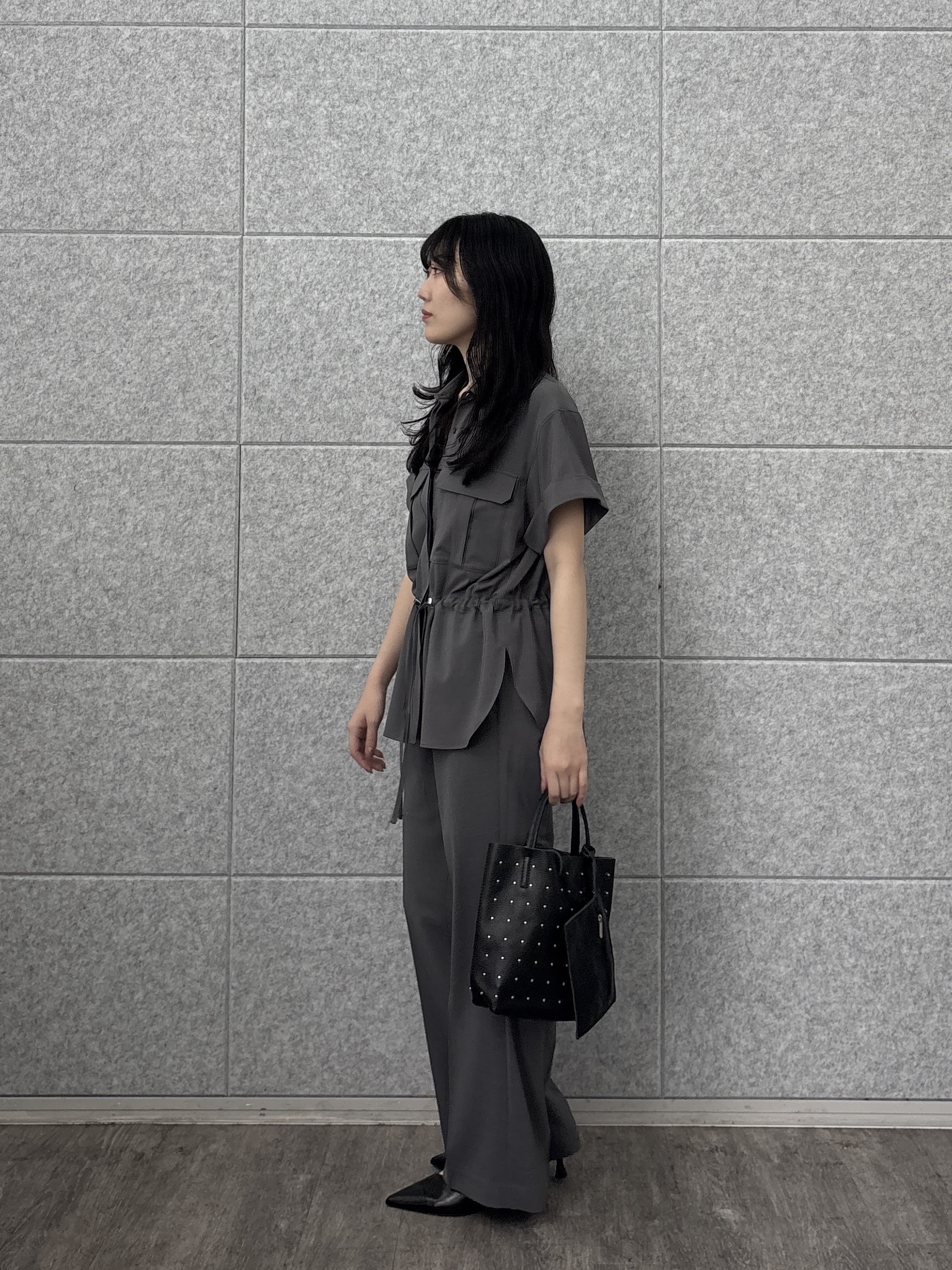 rinaさんの「INDIVI｜Comfy SET UP｜ストレートフレアパンツ【セットアップ対応／通勤／カセット服／接触冷感／UV」を使ったコーディネート
