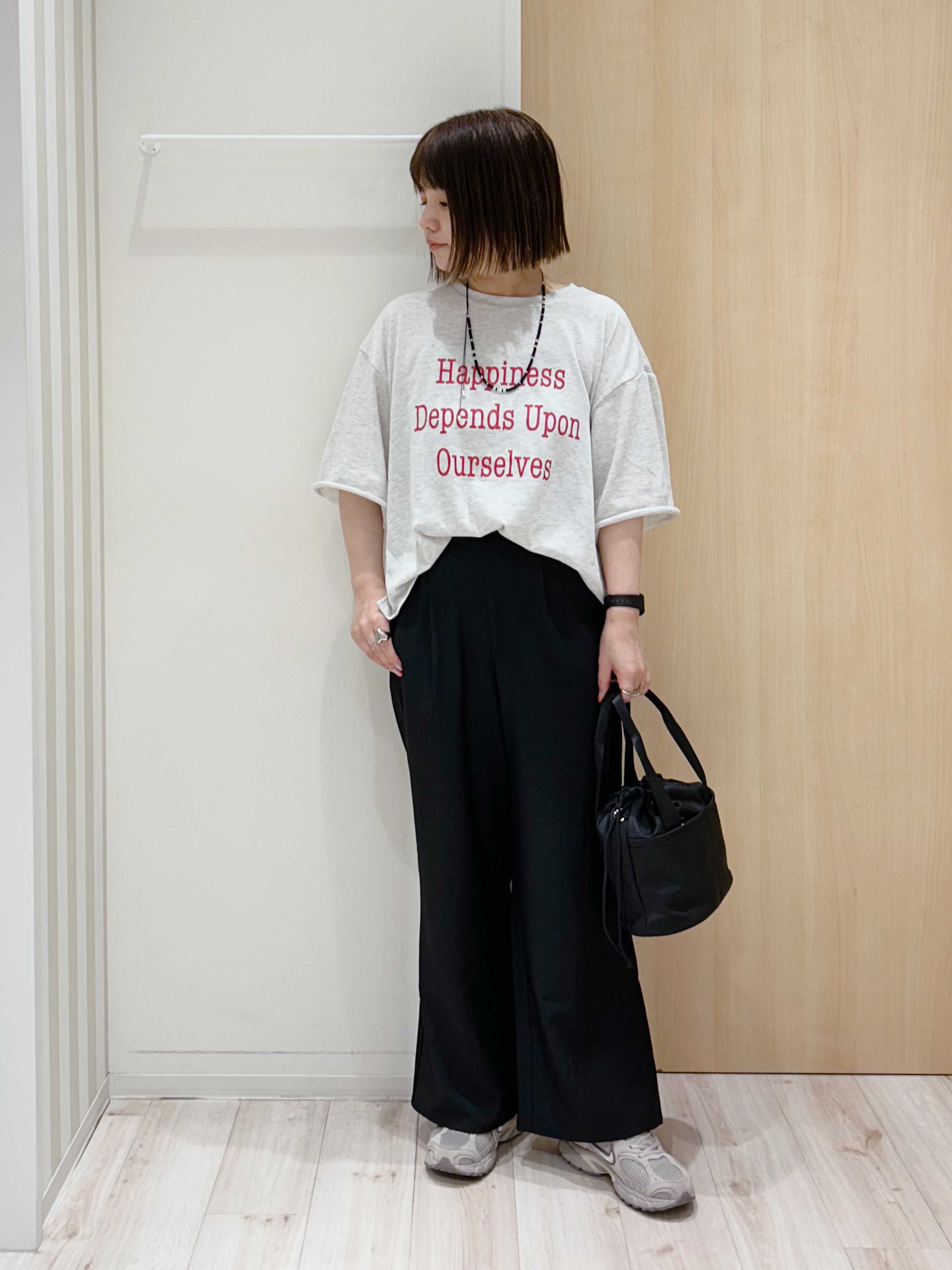 maaaさんの「SHOO･LA･RUE｜【体型カバー】ふんわり質感 やわらかこなれシアーシャツ」を使ったコーディネート