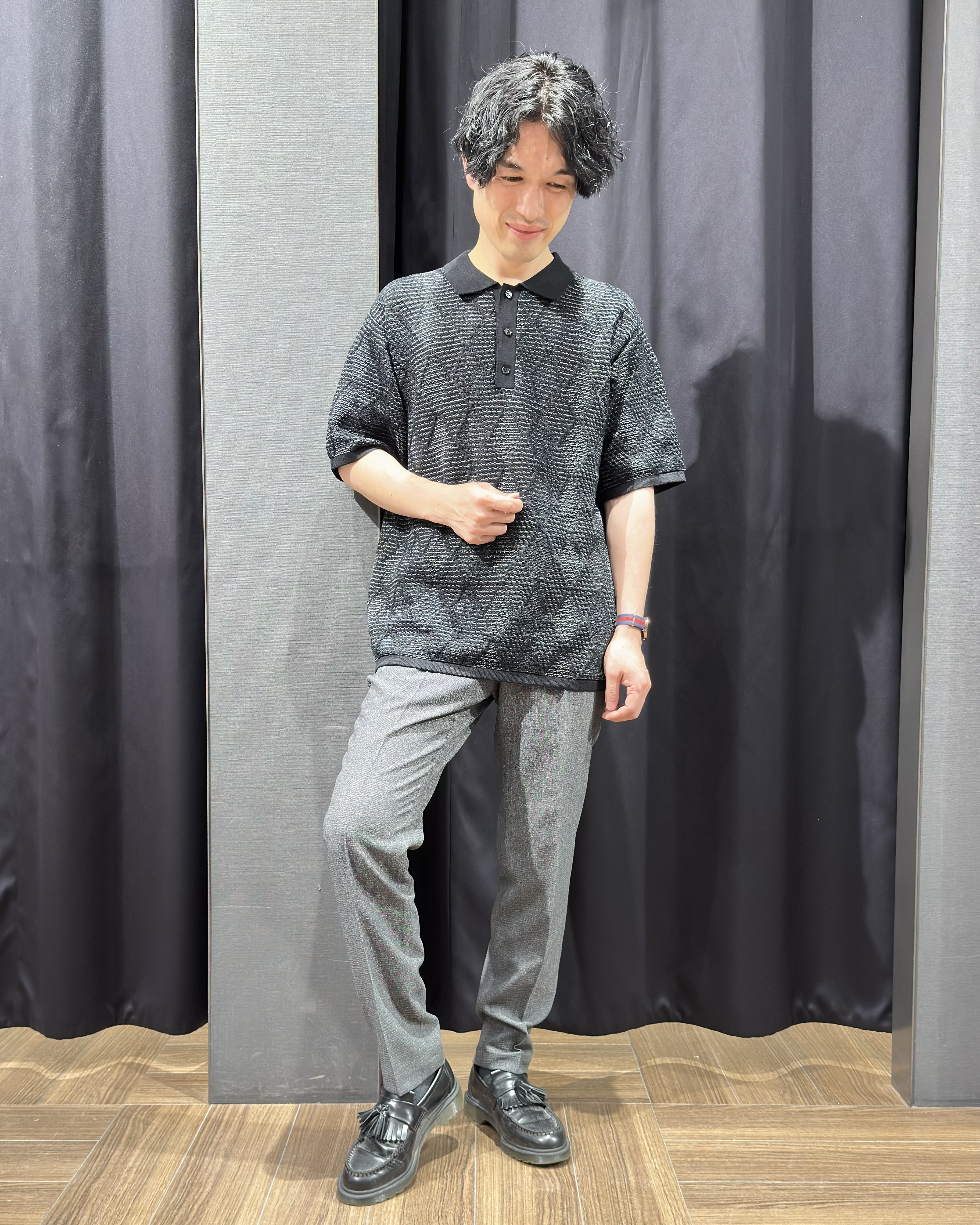 tomoyaさんの「THE SHOP TK｜【主張しすぎない配色バランス】アーガイルメッシュポロ半袖Tシャツ 洗濯機OK」を使ったコーディネート