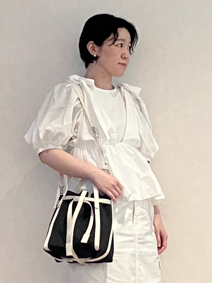 Cさんの「HIROKO HAYASHI｜PANIER CAMOSCIO（パニエ カモッショ）2wayショルダーバッグ」を使ったコーディネート