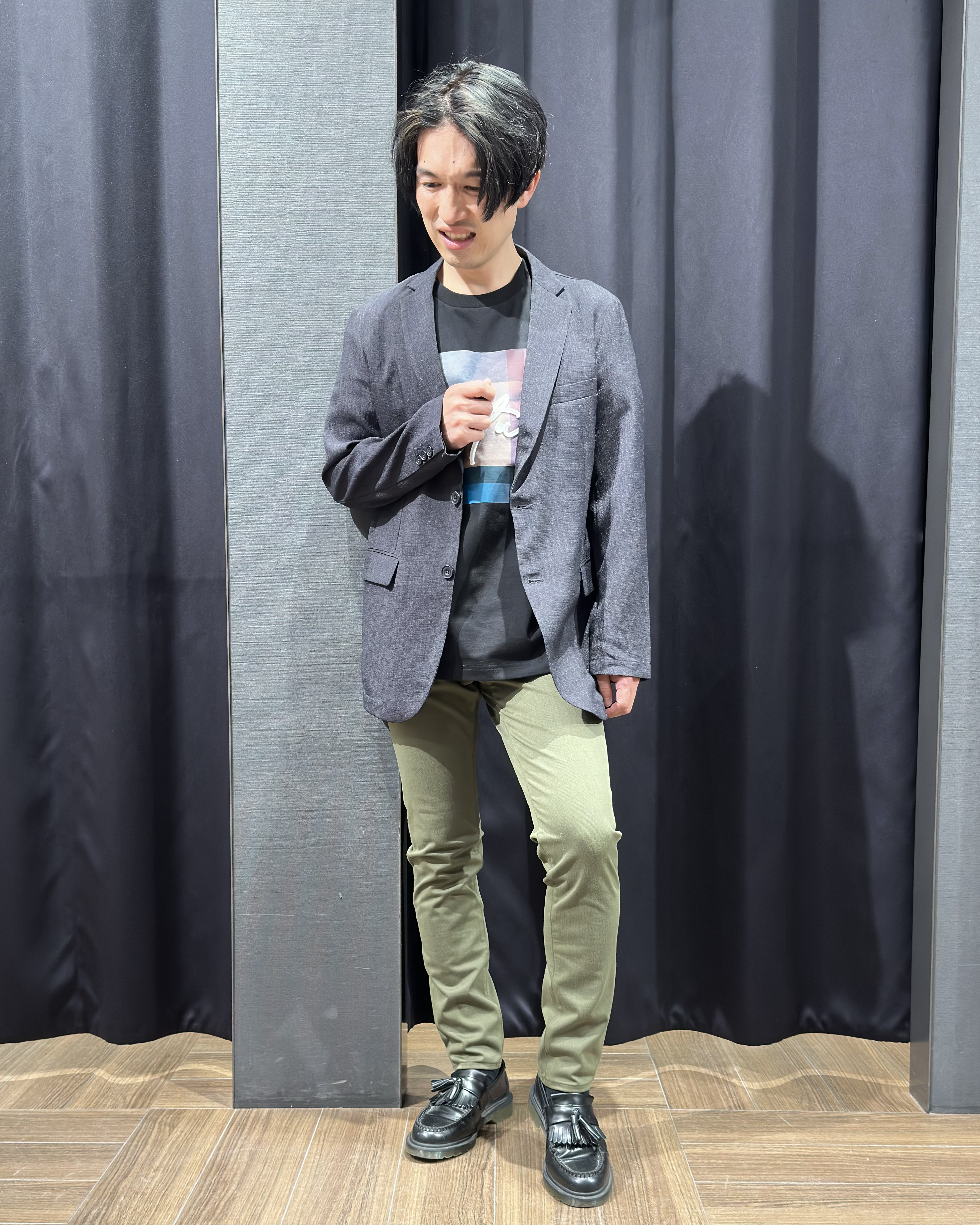 tomoyaさんの「THE SHOP TK｜【LINO FINE】リネンライク テーラードジャケット 吸水速乾/イージーケア/UVカット/洗濯機」を使ったコーディネート