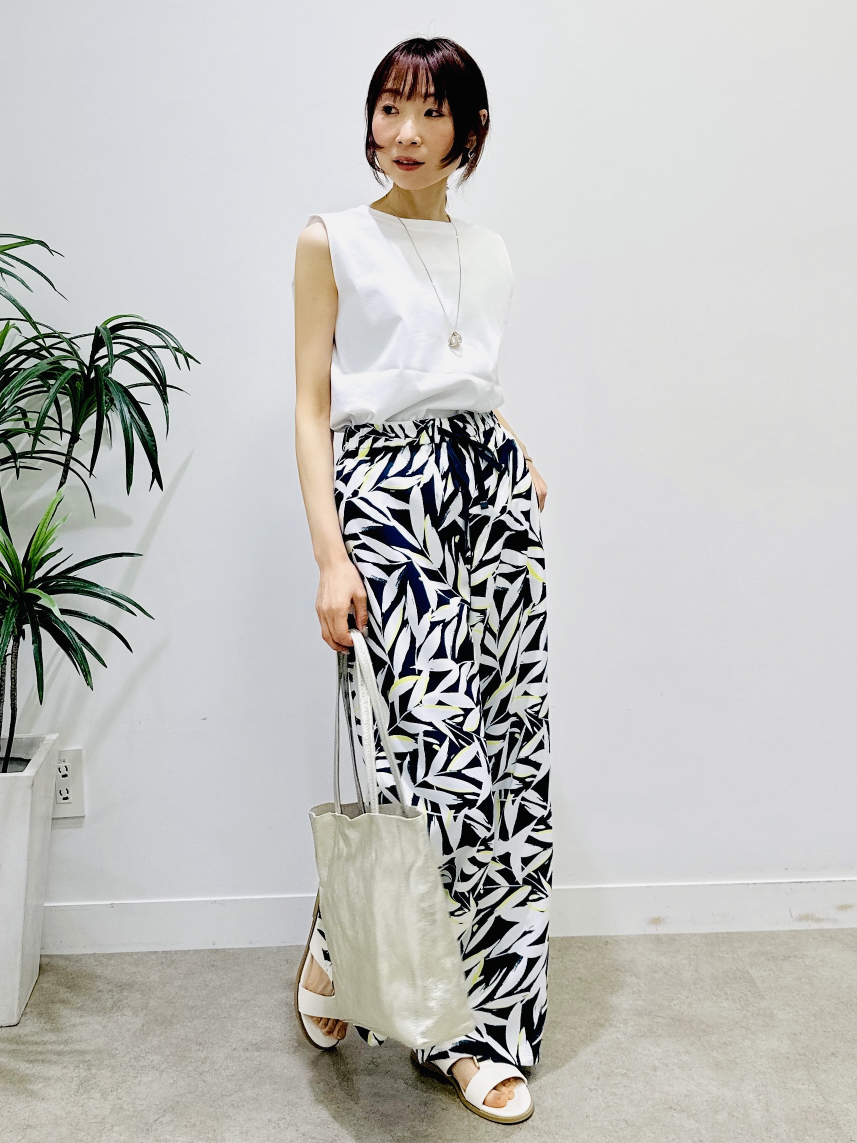 Miwaさんの「UNTITLED｜【UV/接触冷感/消臭/抗菌防臭】ベーシックフレンチスリーブプルオーバー」を使ったコーディネート