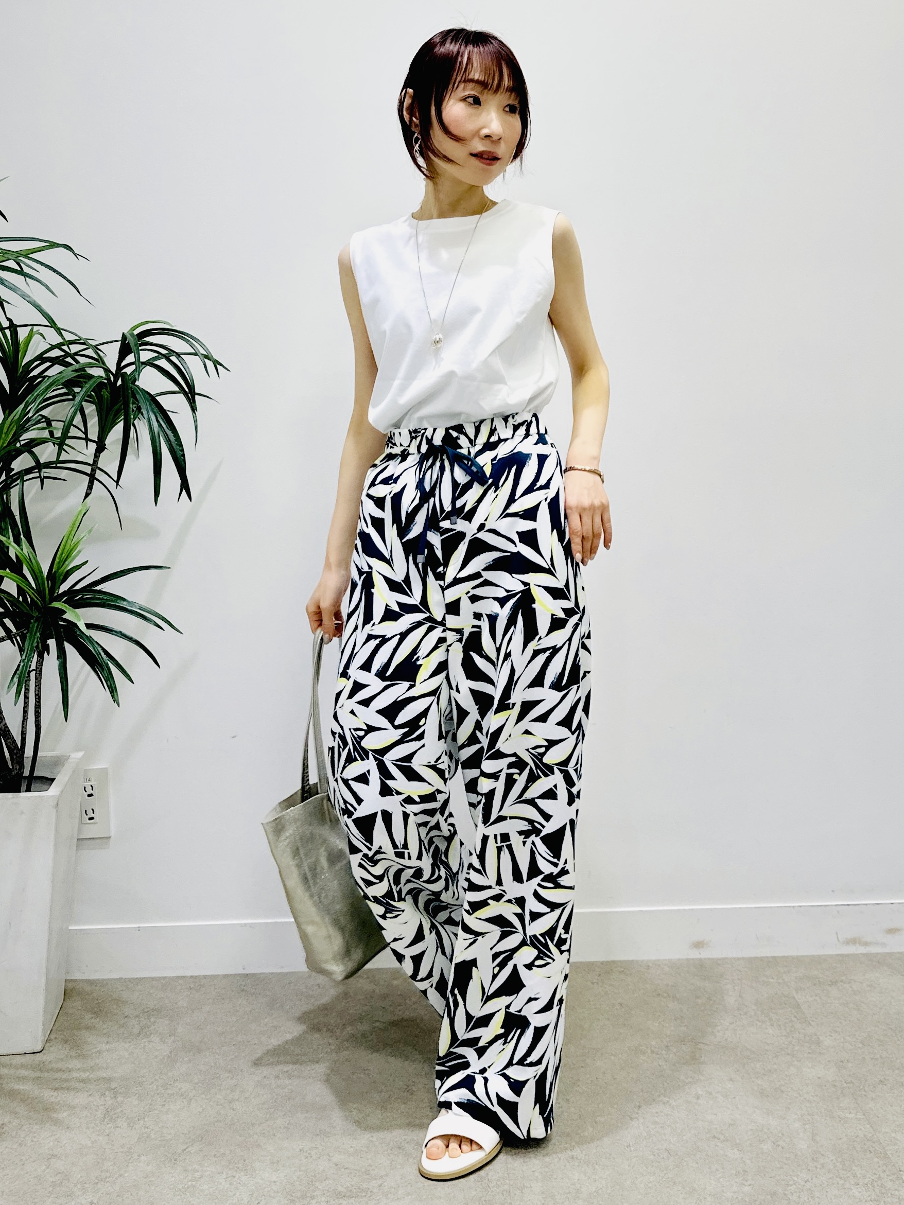 Miwaさんの「UNTITLED｜【UV/接触冷感/消臭/抗菌防臭】ベーシックフレンチスリーブプルオーバー」を使ったコーディネート