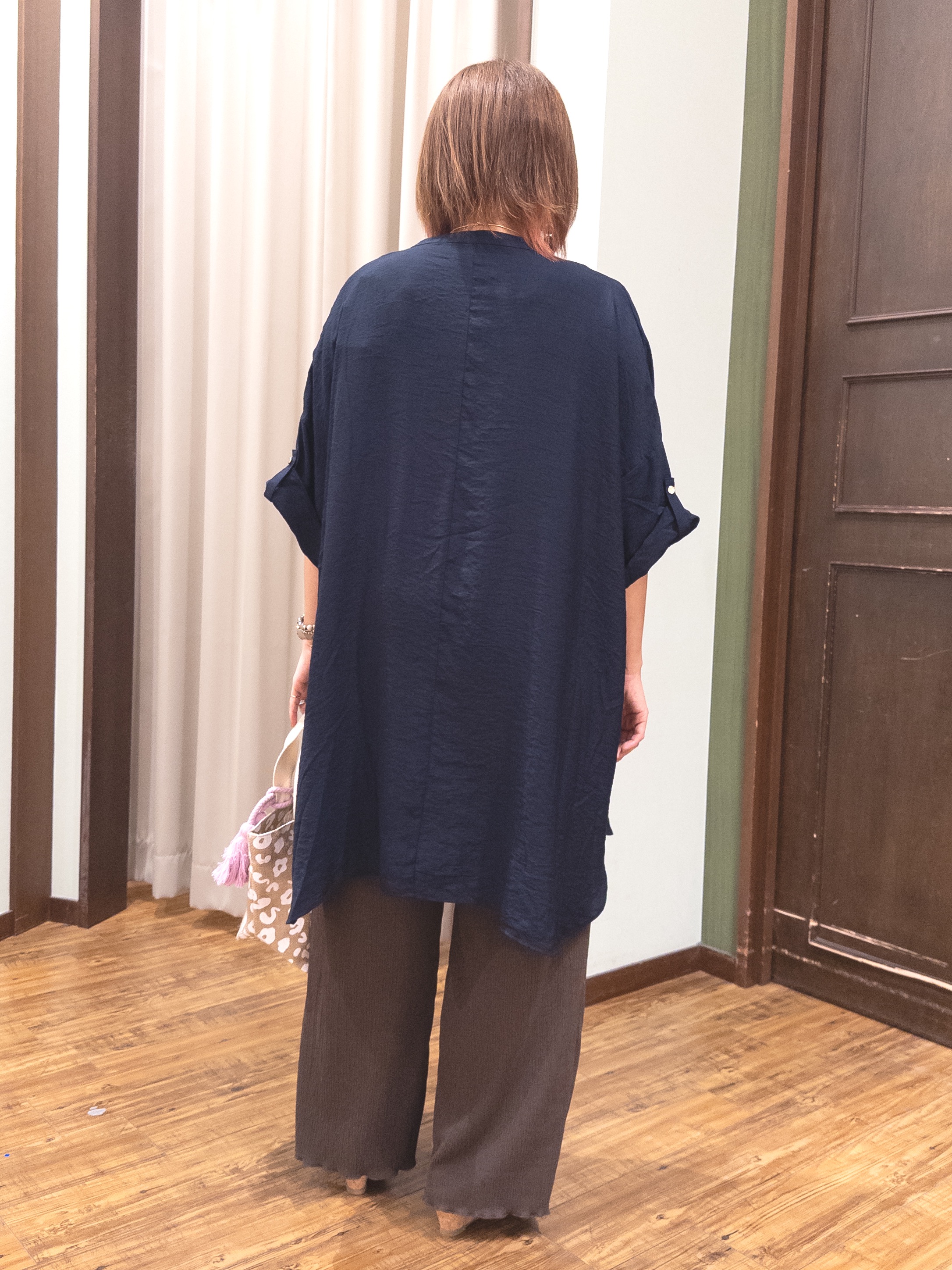 みかりん さんの「SHOO･LA･RUE｜【ひんやり/S-LL/洗濯機可】体型カバー叶える 大人のゆるドルマンチュニック」を使ったコーディネート