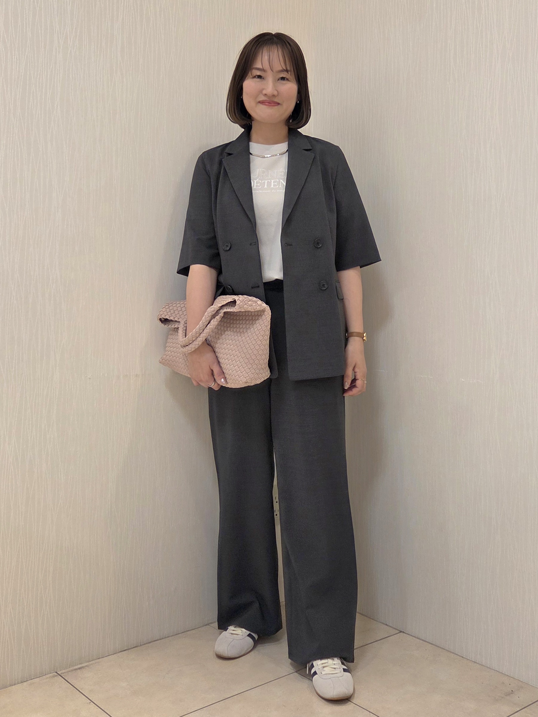 naokoさんの「UNTITLED｜【シワになりにくい/セットアップ可/接触冷感】ハーフスリーブジャケット」を使ったコーディネート