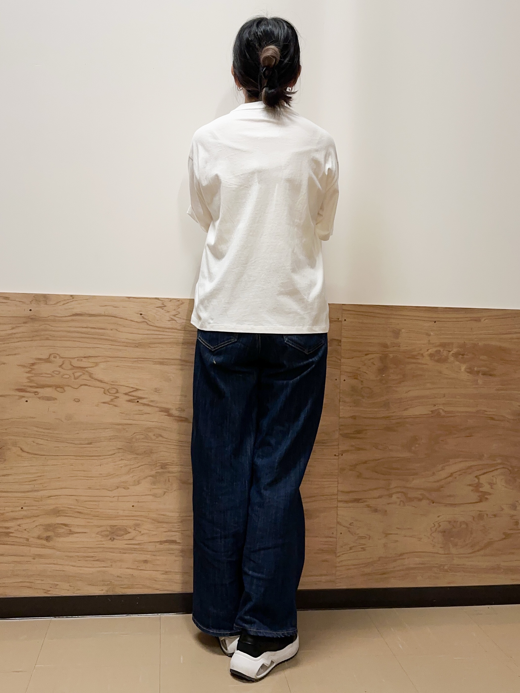 すーさんの「grove｜【Lee】SHIRRING H／S TEE」を使ったコーディネート