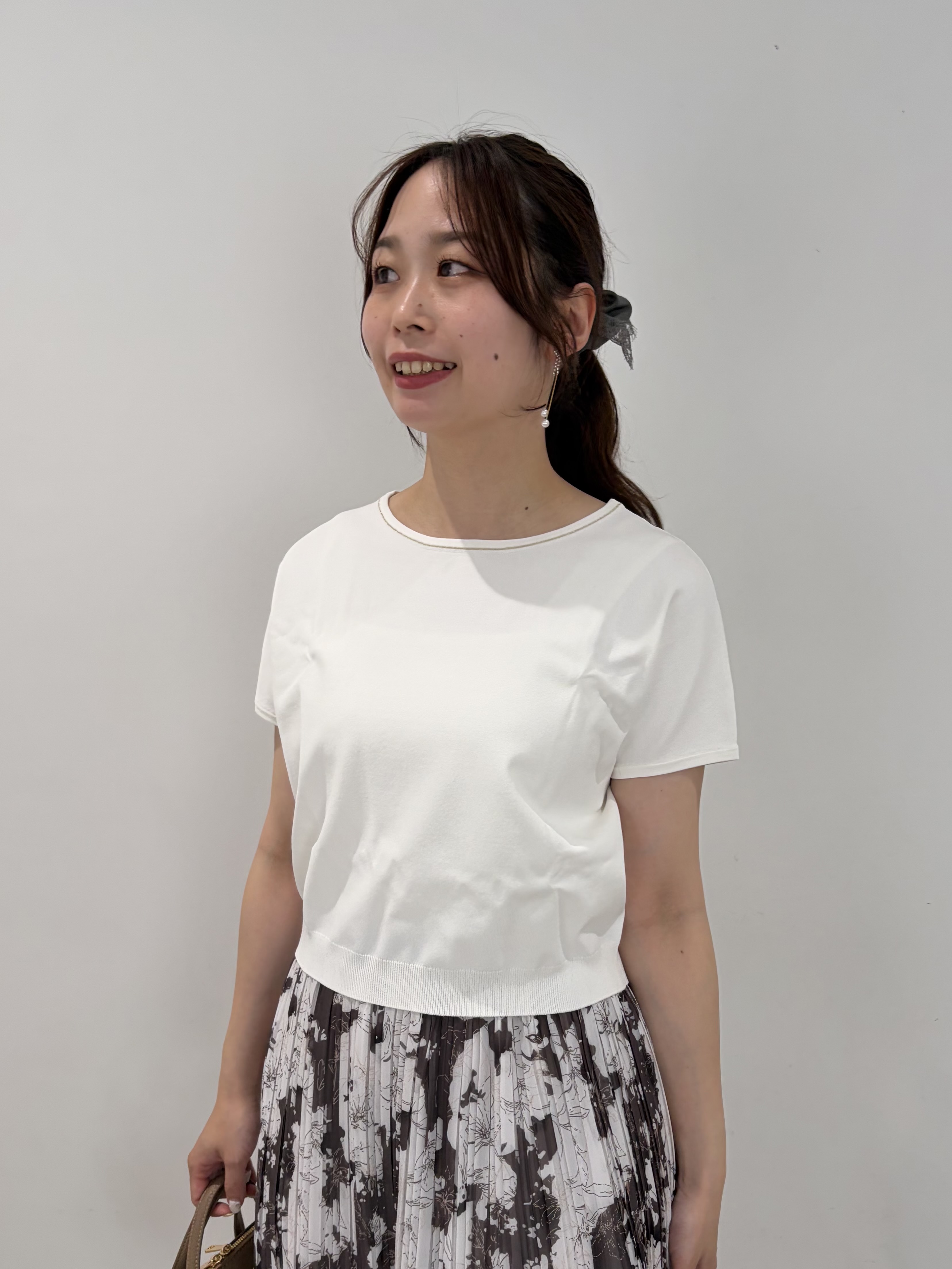 Saekoさんの「COUP DE CHANCE｜【手洗い可】ニット&花柄プリントスカート」を使ったコーディネート