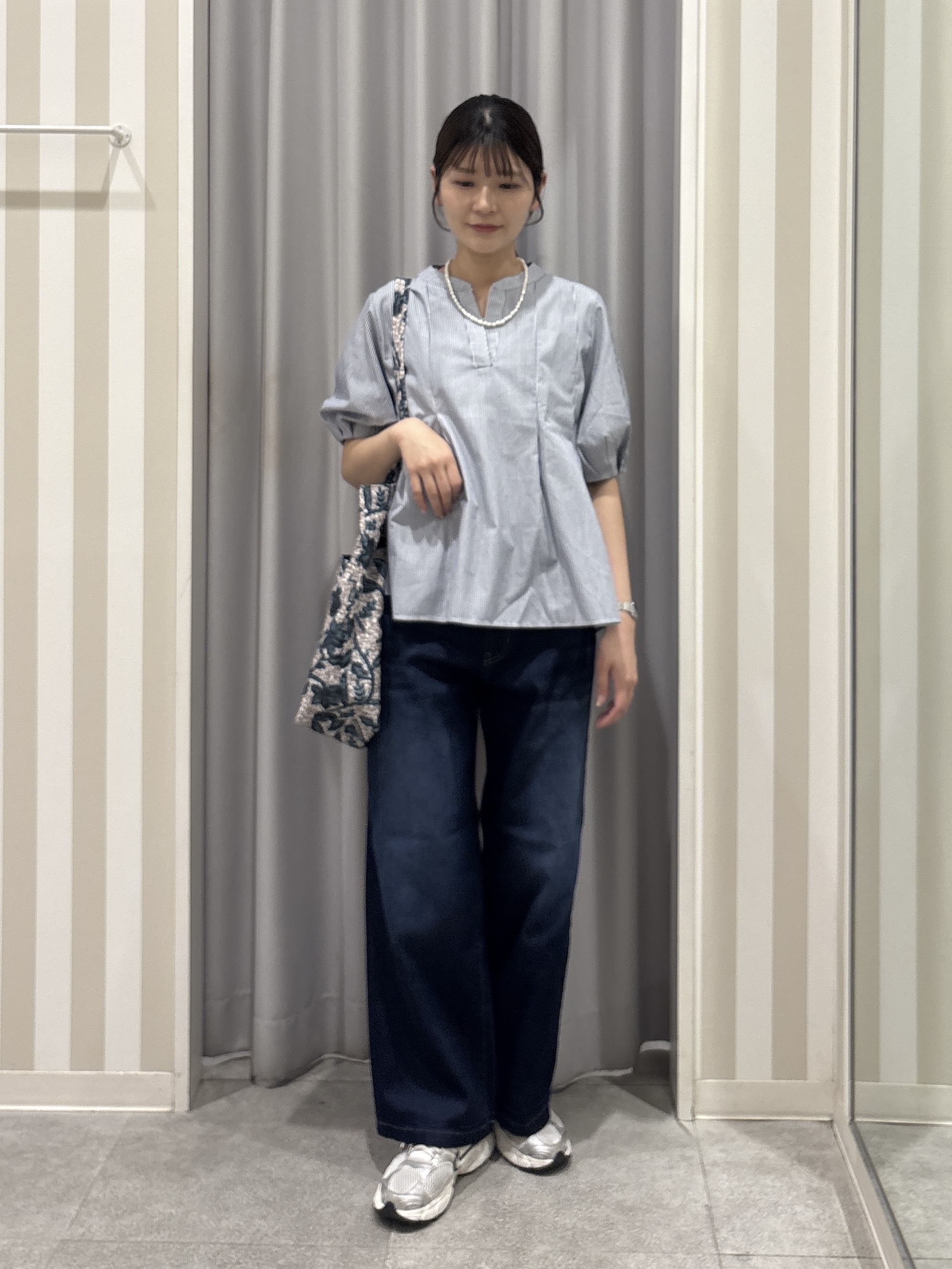 Rikaさんの「SHOO･LA･RUE｜【前後2WAY/洗濯機可/S-LL】レースデザインタンクトップ」を使ったコーディネート