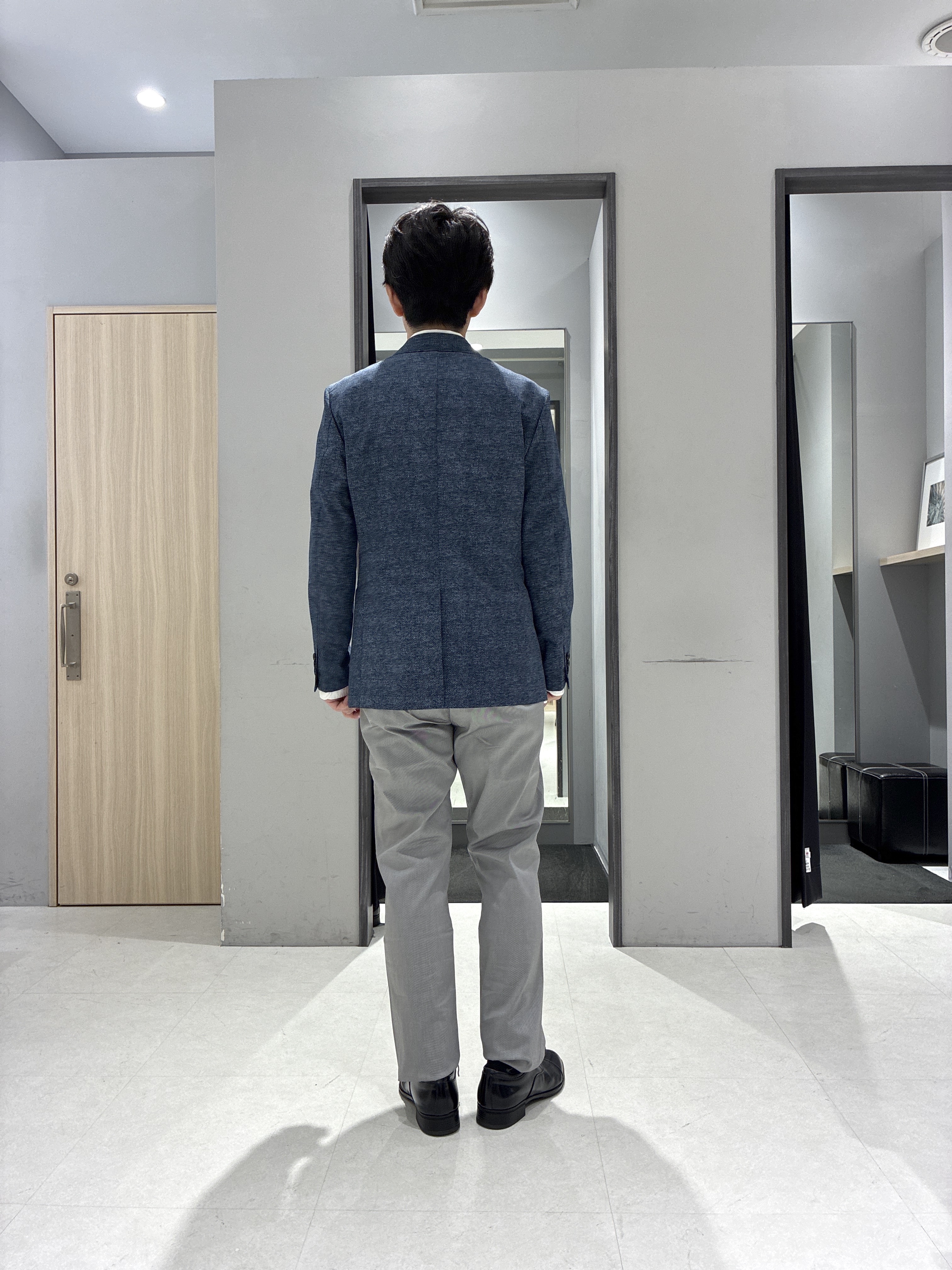 わいずみさんの「TAKEO KIKUCHI｜【抗菌防臭】COOL DOTS（R）ドビープリント ジャケット」を使ったコーディネート