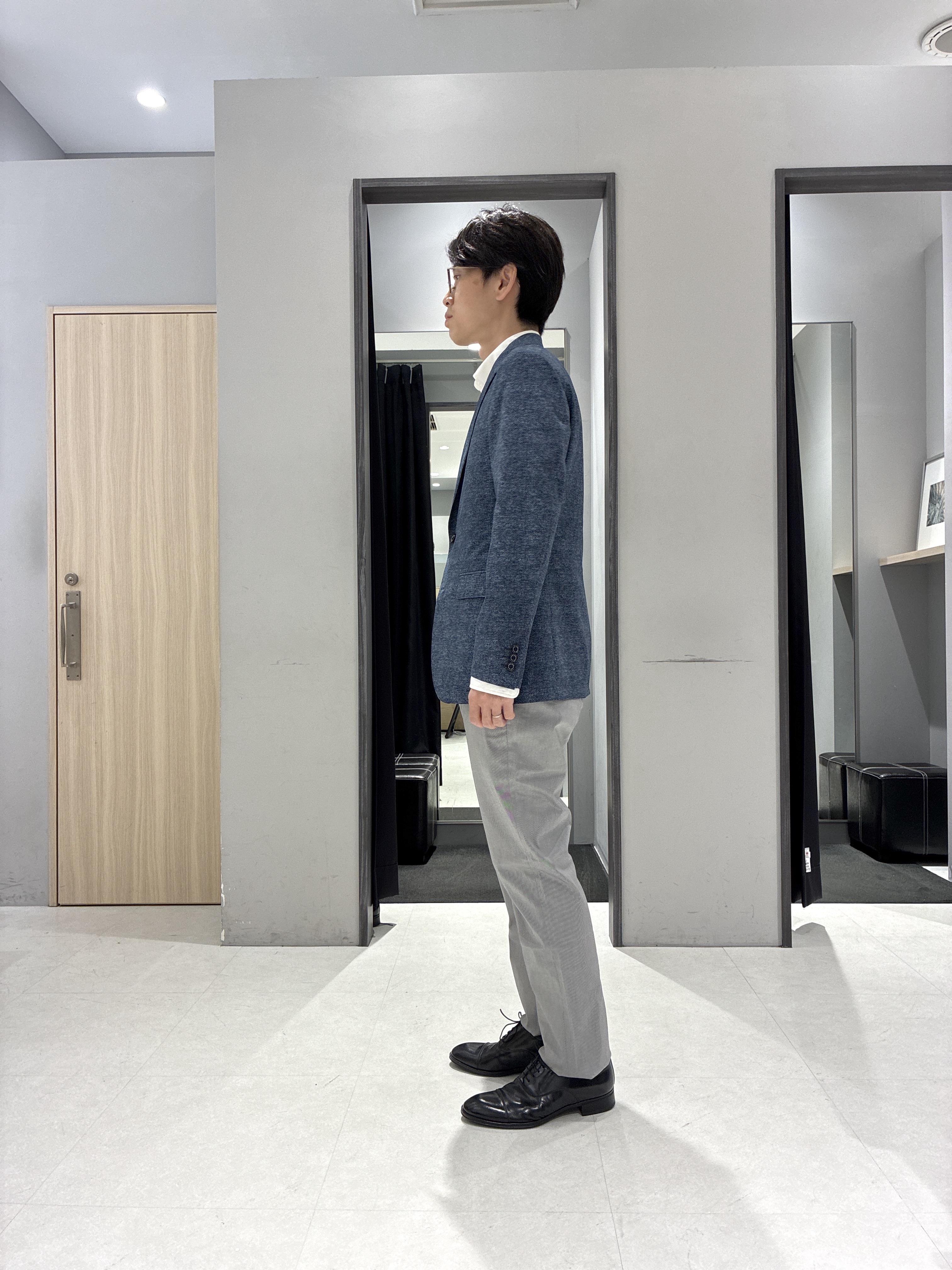 わいずみさんの「TAKEO KIKUCHI｜【抗菌防臭】COOL DOTS（R）ドビープリント ジャケット」を使ったコーディネート