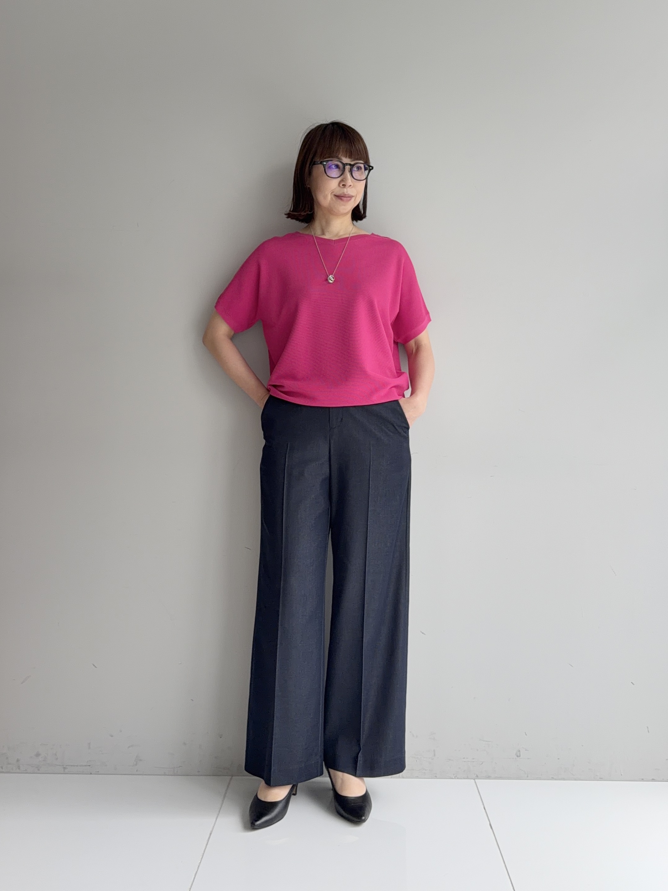 murayamaさんの「INDIVI｜【洗える】ガーター編みVネックニットT」を使ったコーディネート