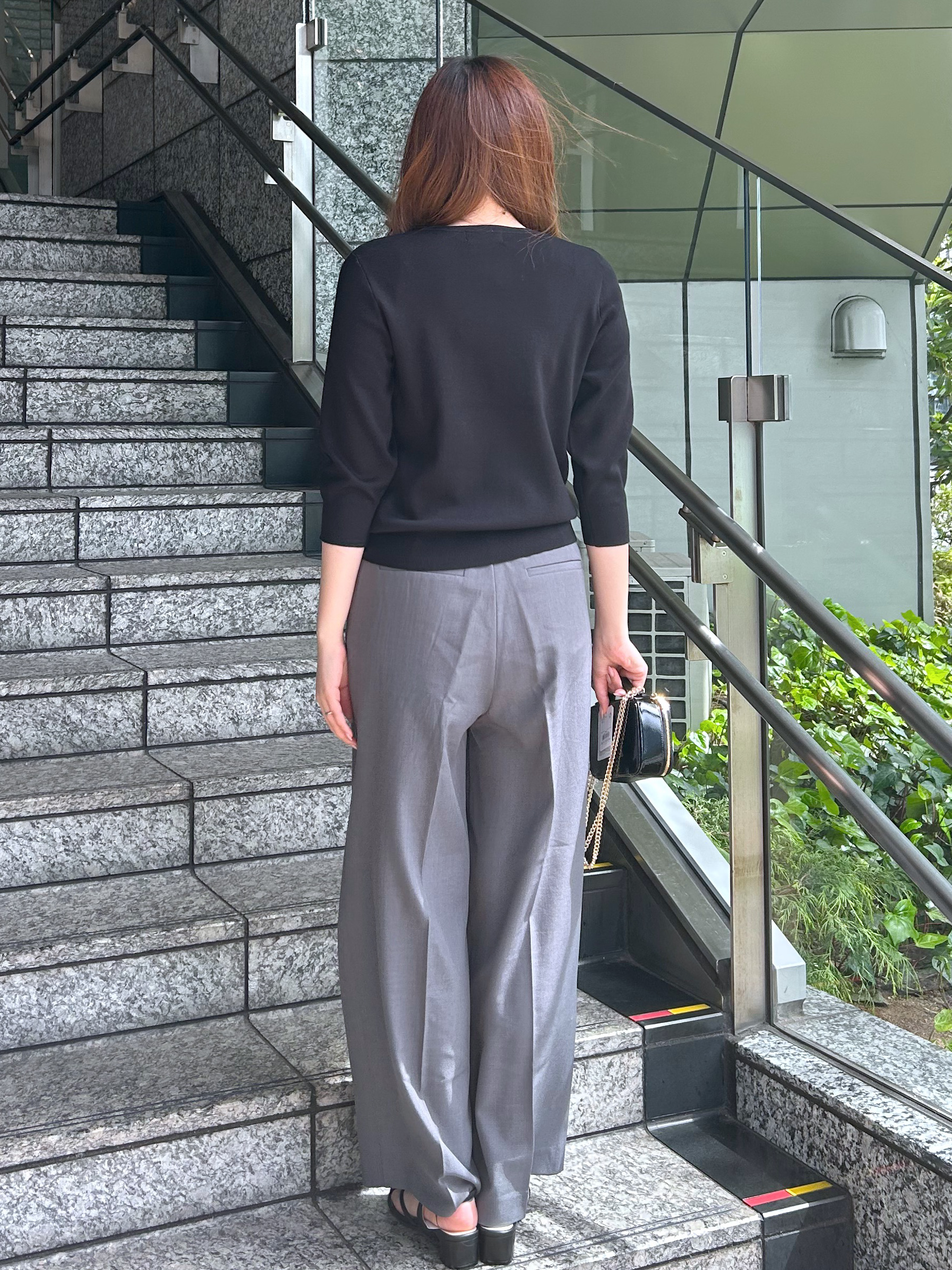 Risaさんの「OPAQUE.CLIP｜フリルヘンリーネックニット【洗濯機OK／抗ピル】」を使ったコーディネート