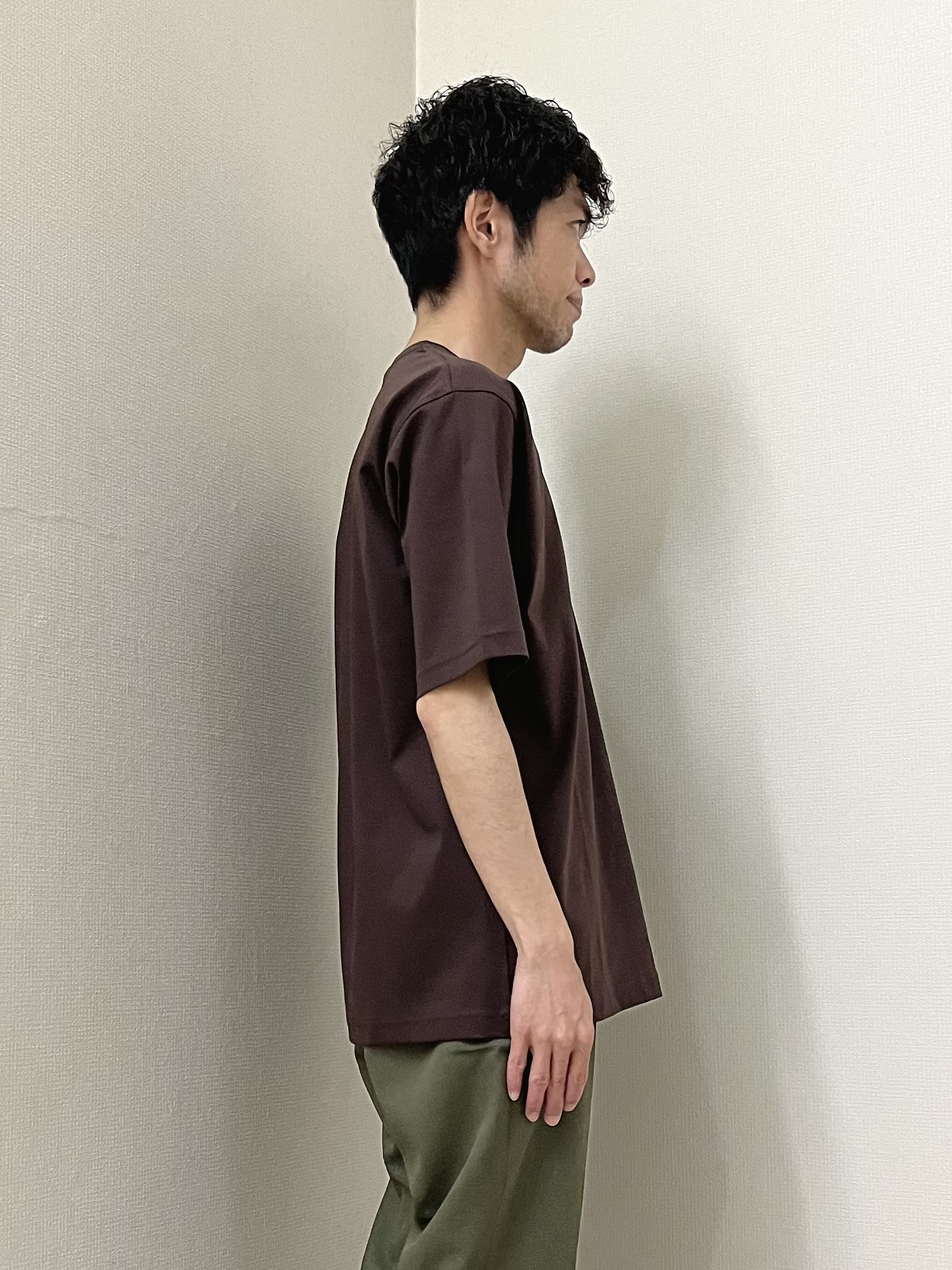 URAさんの「TAKEO KIKUCHI｜【BOWLER HAT LABEL】トロピカルフローラル レーヨンシャツ」を使ったコーディネート