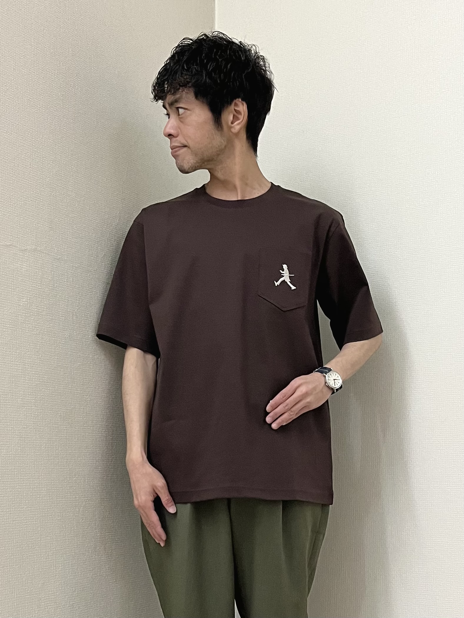 URAさんの「TAKEO KIKUCHI｜【BOWLER HAT LABEL】トロピカルフローラル レーヨンシャツ」を使ったコーディネート
