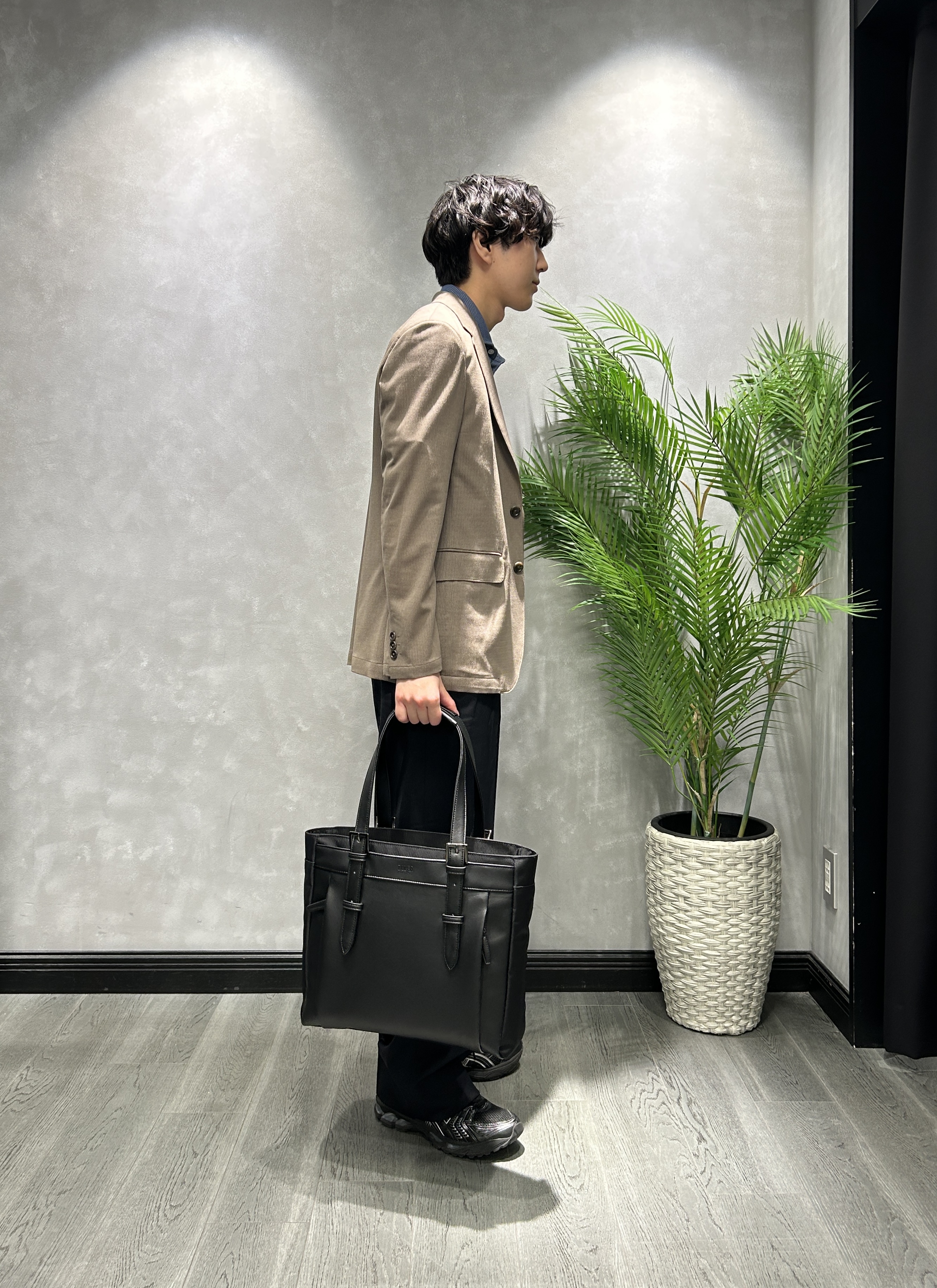 ruiさんの「TAKEO KIKUCHI｜【Begin5月号掲載/通気性】トリコットサッカー ジャケット」を使ったコーディネート