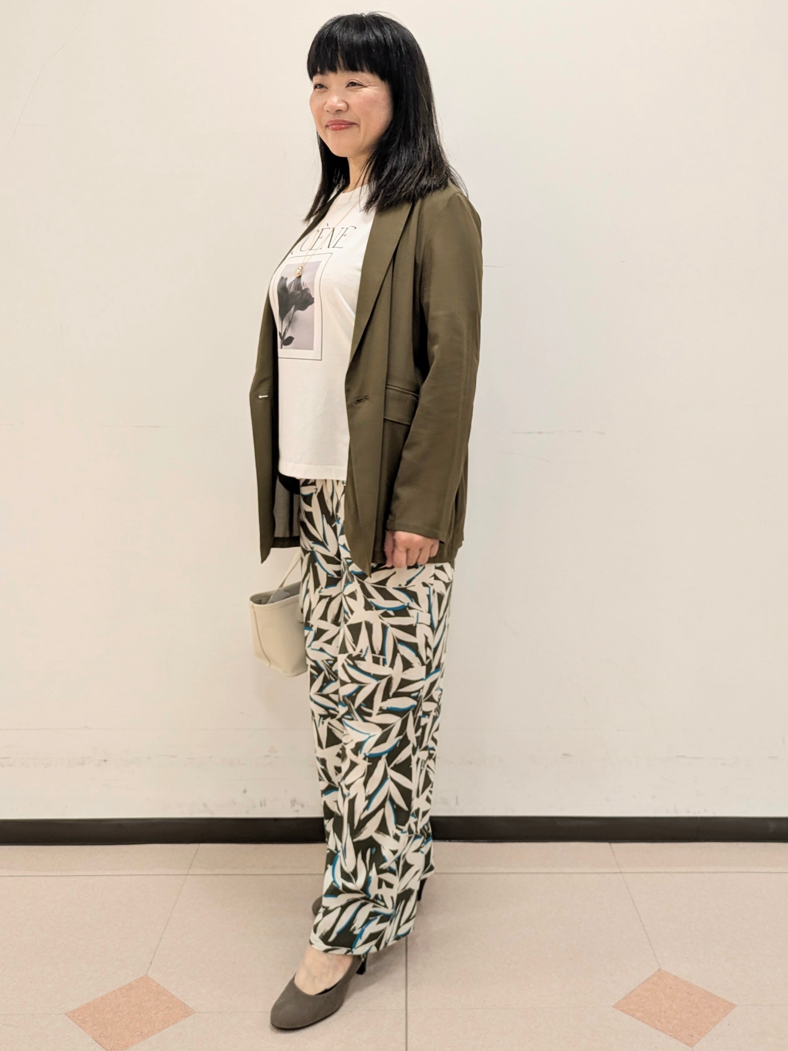 ともさんの「UNTITLED｜【セットアップ可/接触冷感/通気性】ドライシアーダブルジャケット」を使ったコーディネート