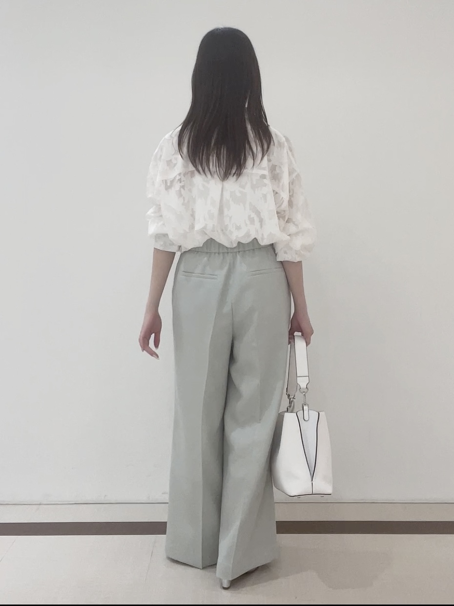 yukaさんの「Reflect｜【選べる2柄／セットアップ可】シャツ衿シアーブラウス」を使ったコーディネート