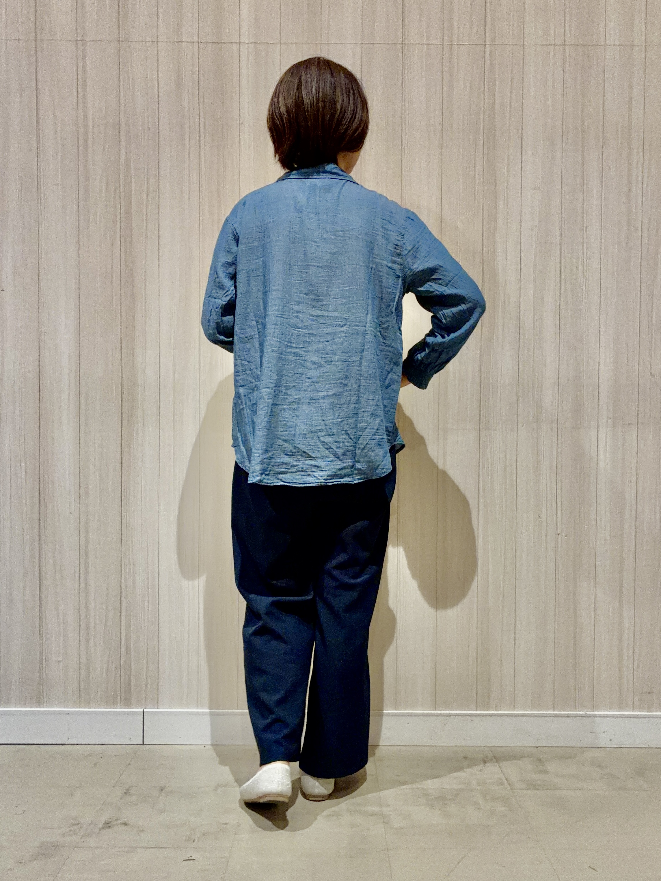 Danke さんの「SHOO･LA･RUE｜【毎日洗える/S-LL/ひんやり/UV】上半身すっきり 二の腕見せない5分袖ニット」を使ったコーディネート