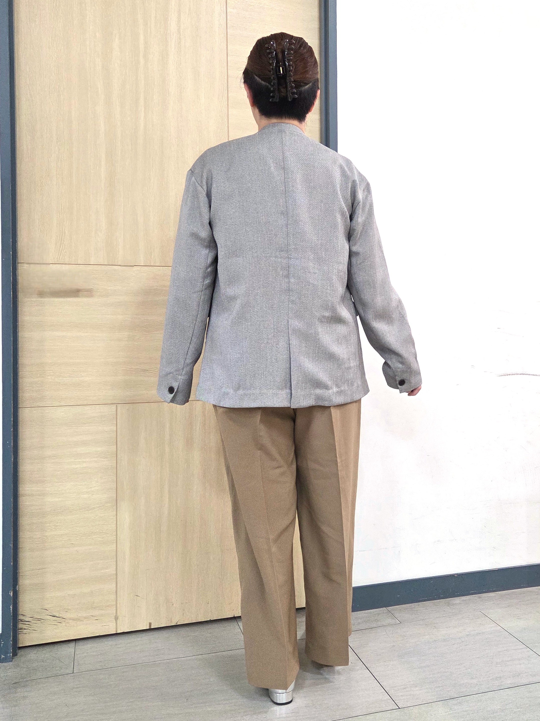 にゃみさんの「grove｜【貴島明日香さん着用】リネンライクカラーレスジャケット」を使ったコーディネート