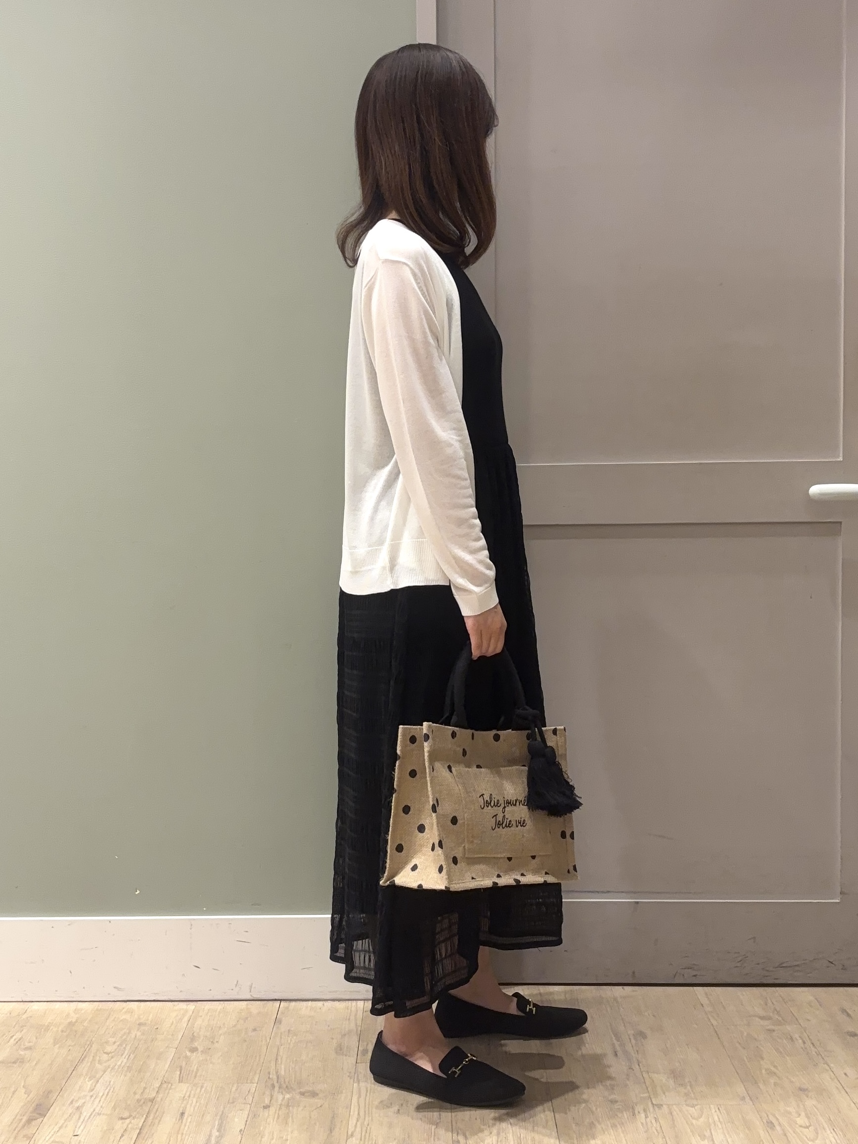 しばみさんの「grove｜高評価！【接触冷感／UVカットetc】ベーシックショートカーディガン」を使ったコーディネート
