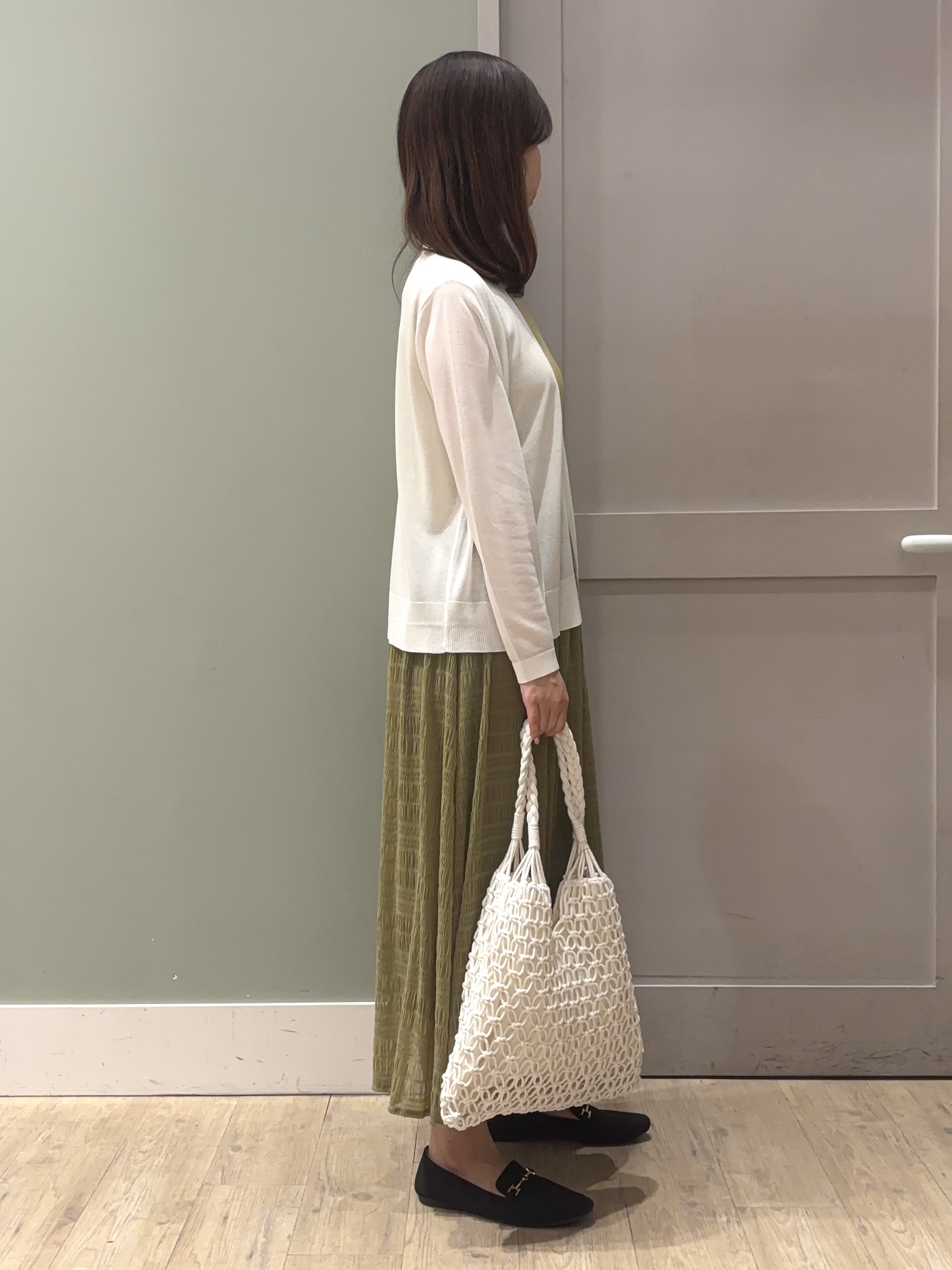 しばみさんの「grove｜高評価！【接触冷感／UVカットetc】ベーシックショートカーディガン」を使ったコーディネート