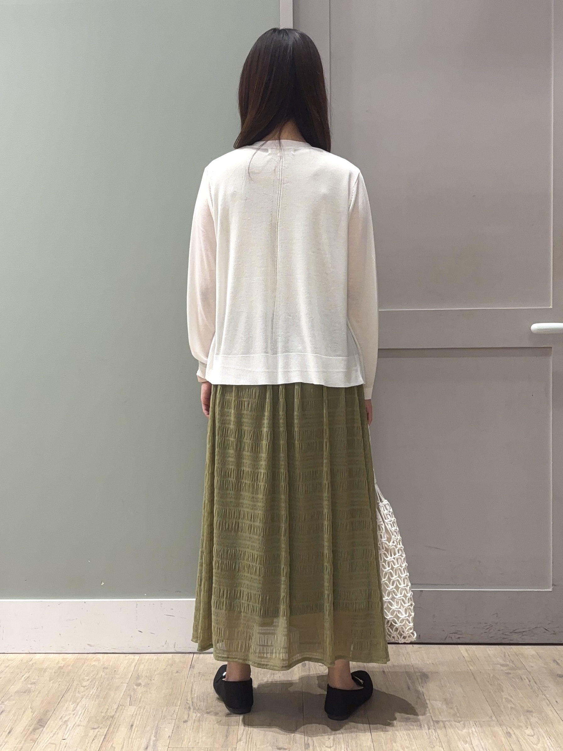 しばみさんの「grove｜高評価！【接触冷感／UVカットetc】ベーシックショートカーディガン」を使ったコーディネート