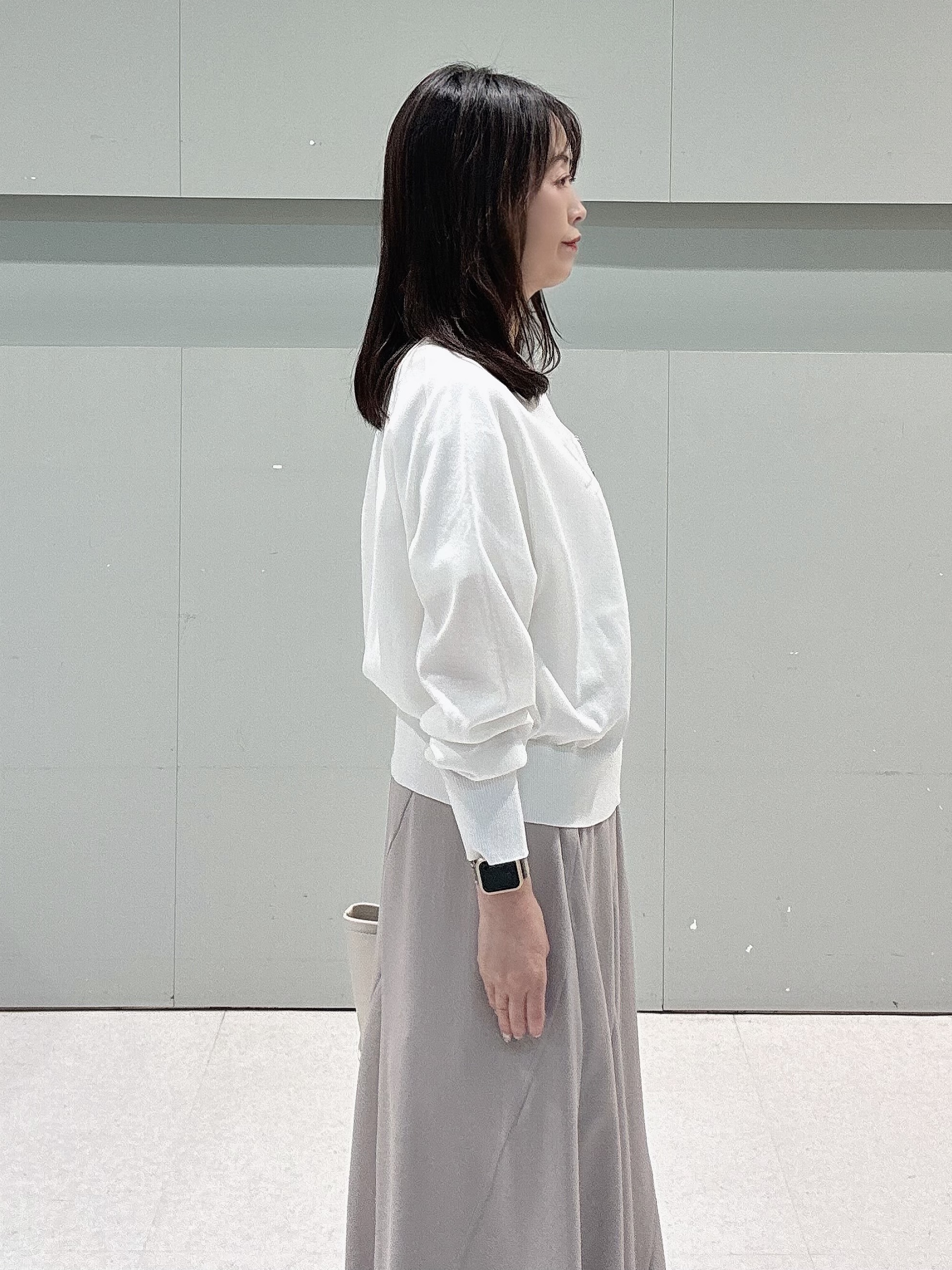 makiさんの「UNTITLED｜【アンサンブル可/日除け・冷房対策】シアーレーヨンZIPカーディガン」を使ったコーディネート