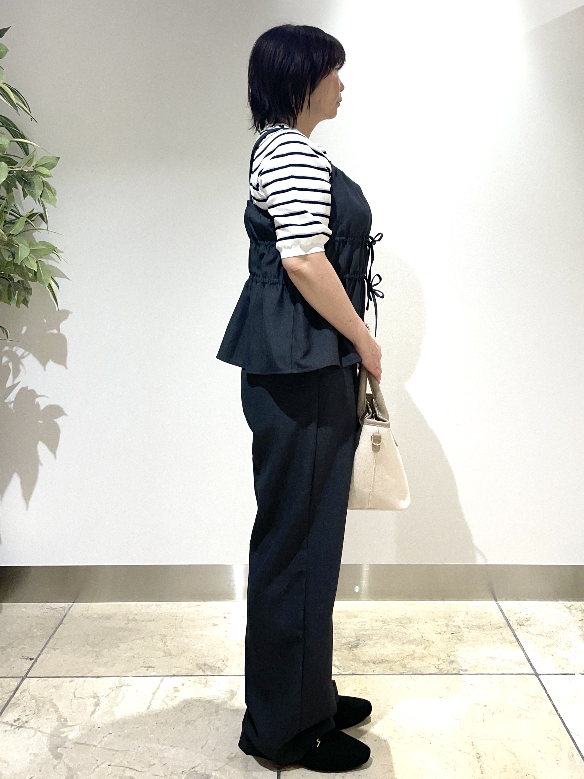 Tomoさんの「grove｜高評価！シャーリングビスチェSET UP」を使ったコーディネート