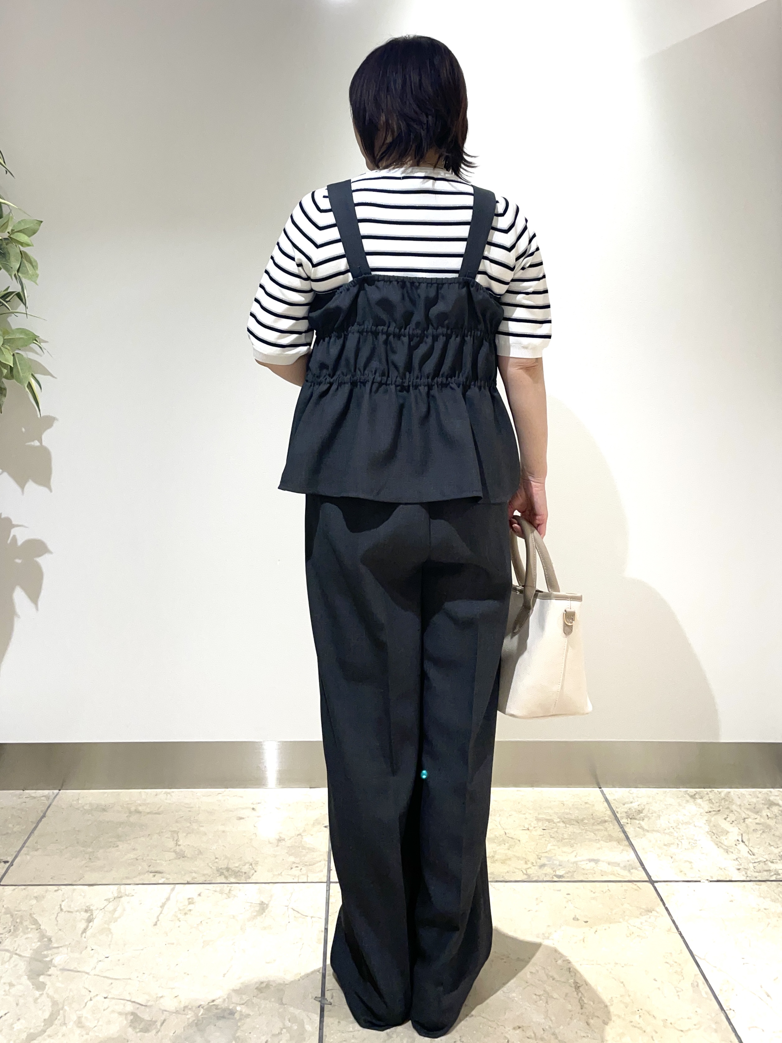 Tomoさんの「grove｜高評価！シャーリングビスチェSET UP」を使ったコーディネート