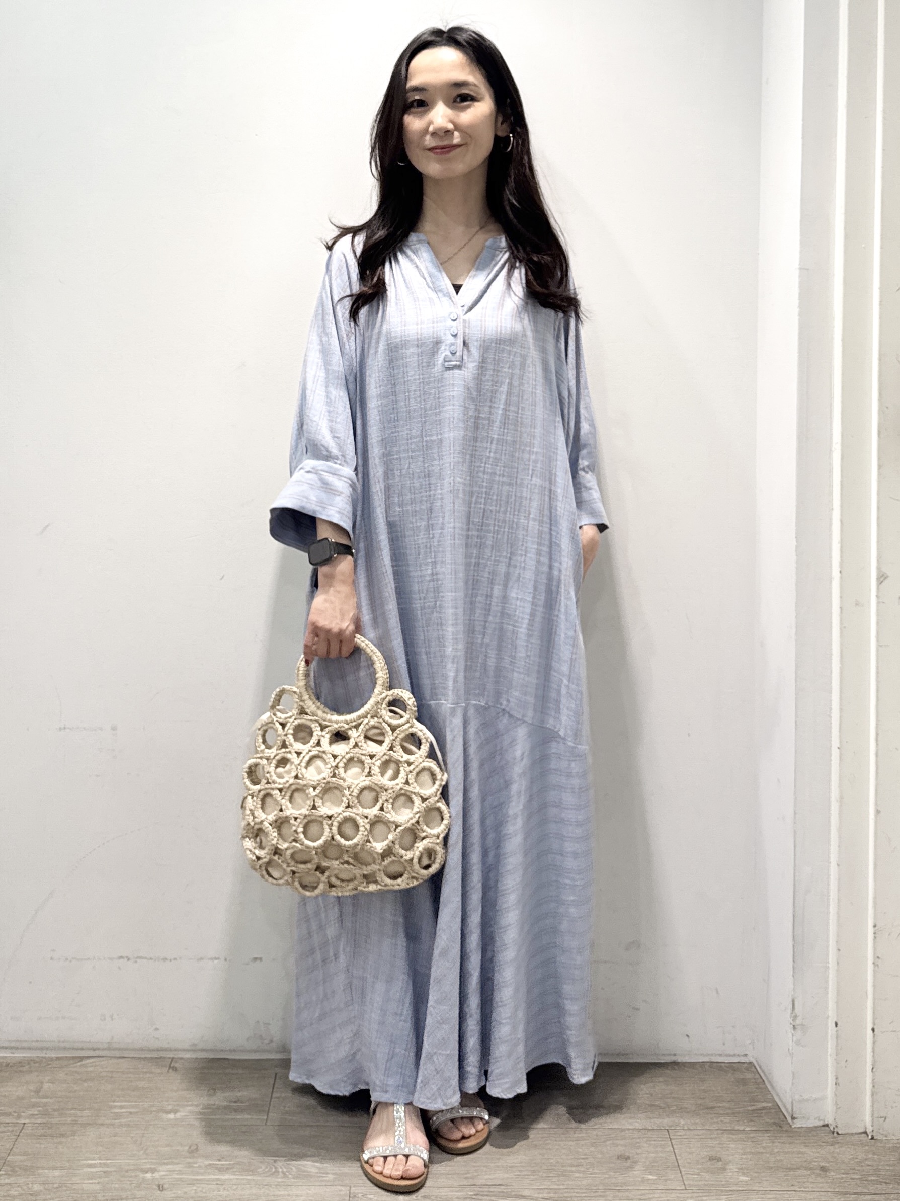 yuicciさんの「OPAQUE.CLIP｜キーネックロングワンピース【洗える】」を使ったコーディネート