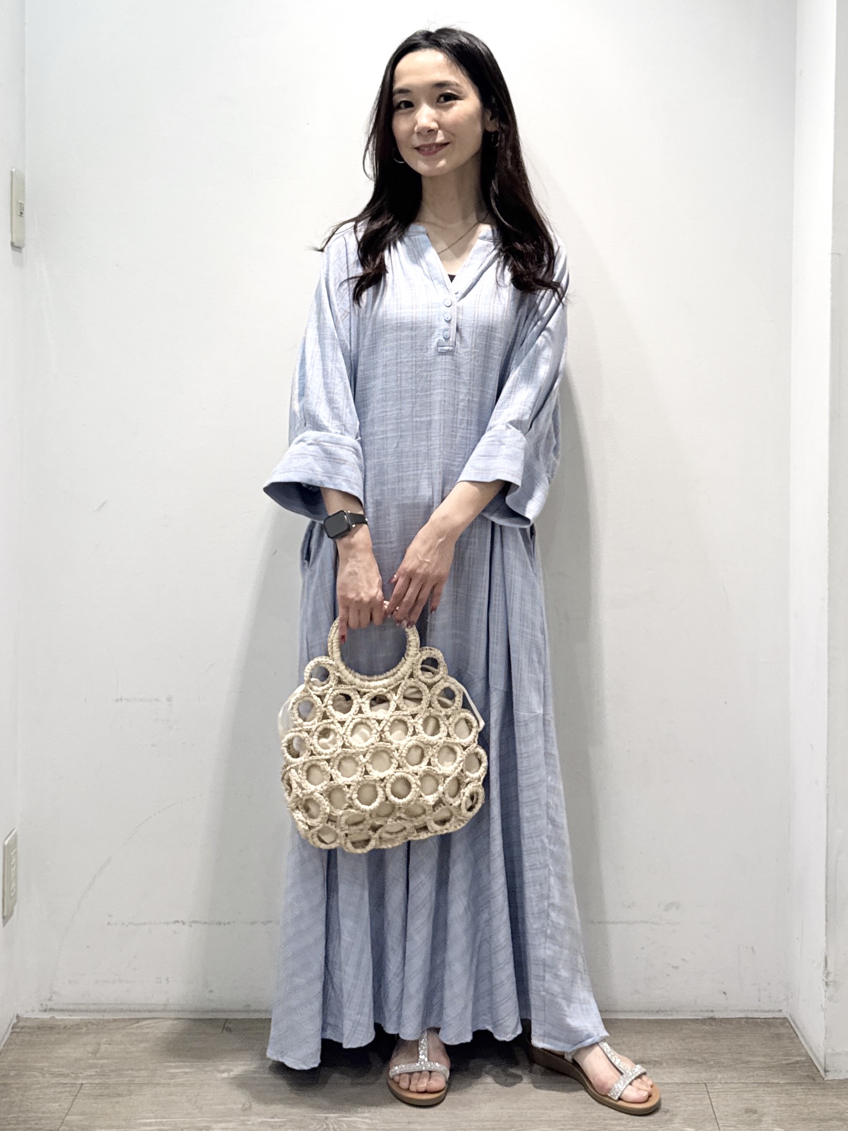 yuicciさんの「OPAQUE.CLIP｜キーネックロングワンピース【洗える】」を使ったコーディネート